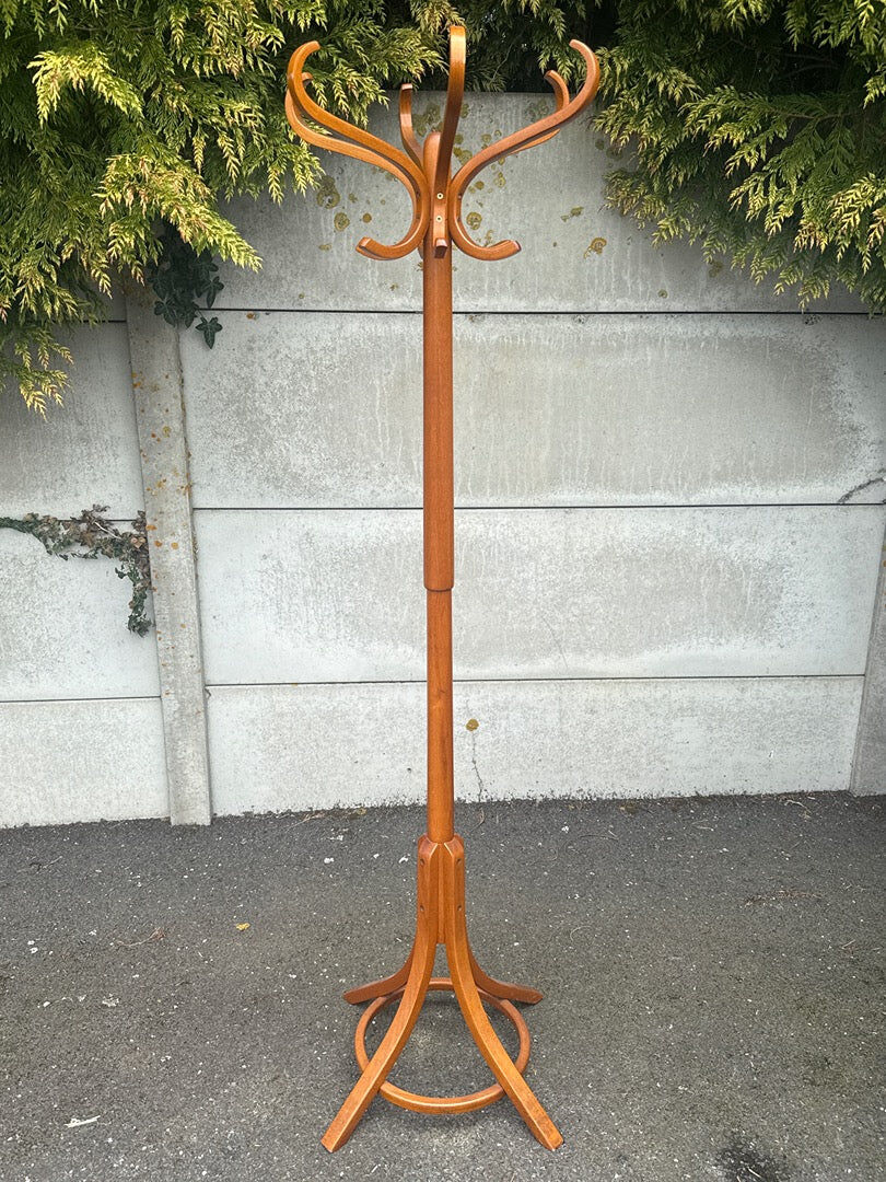 Coat rack – Vintage – Storage – Curved brown wooden parrot