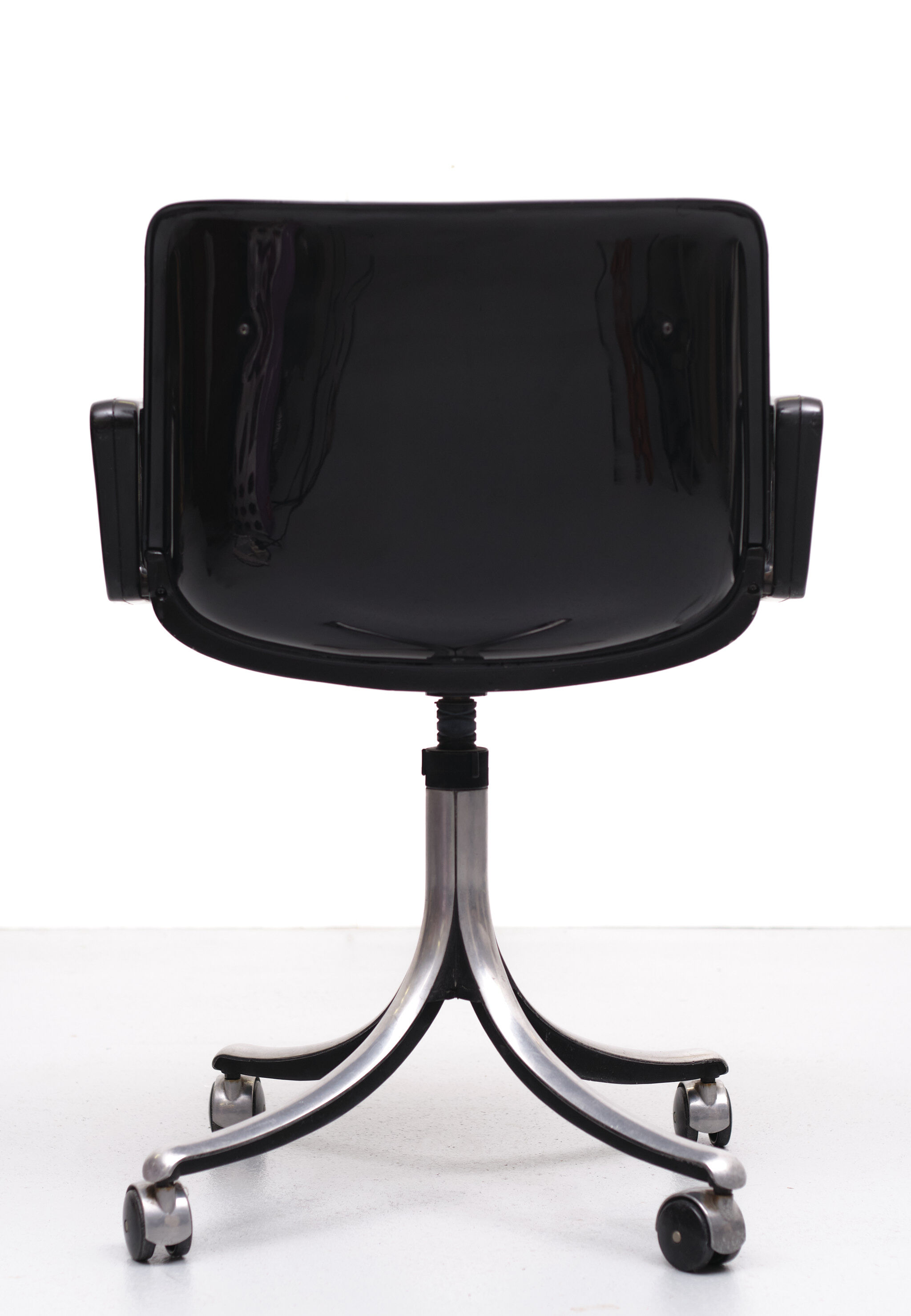 Modus Desk Chair Osvaldo Borsani Tecno Italy
