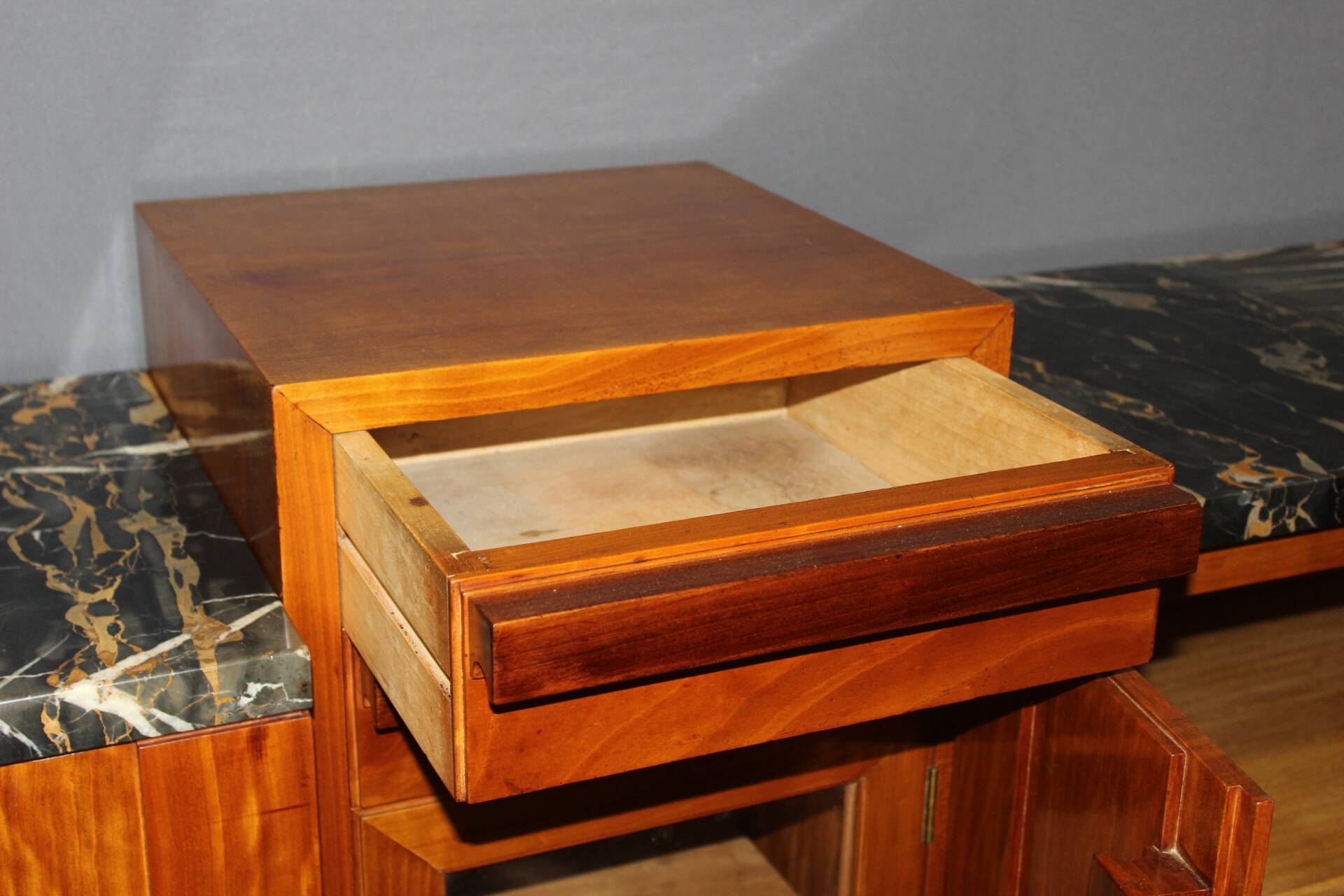 Art Deco mahogany enfilade, attributed to André Sornay around 1930.