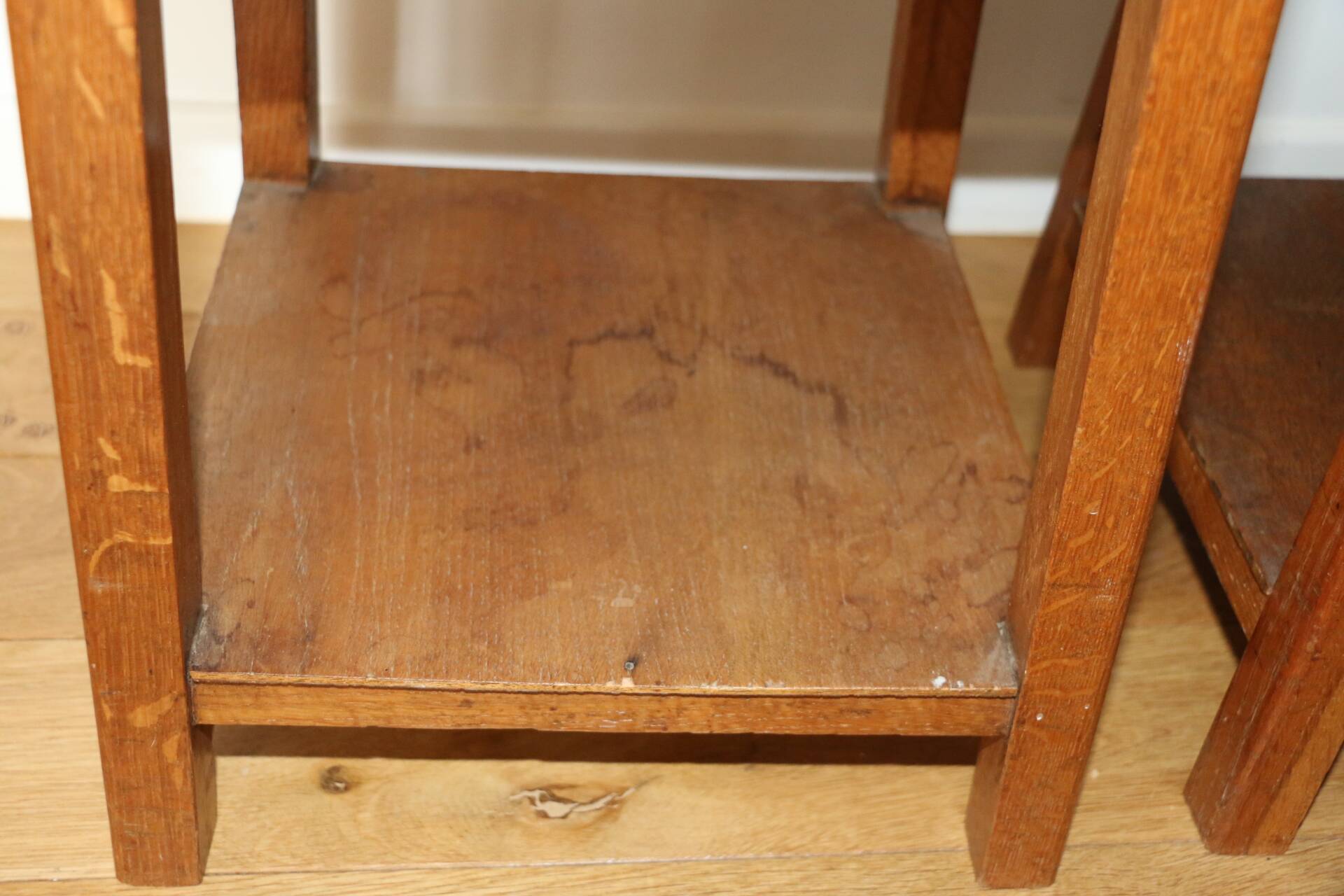 Tabouret/chevet chêne reconstruction
