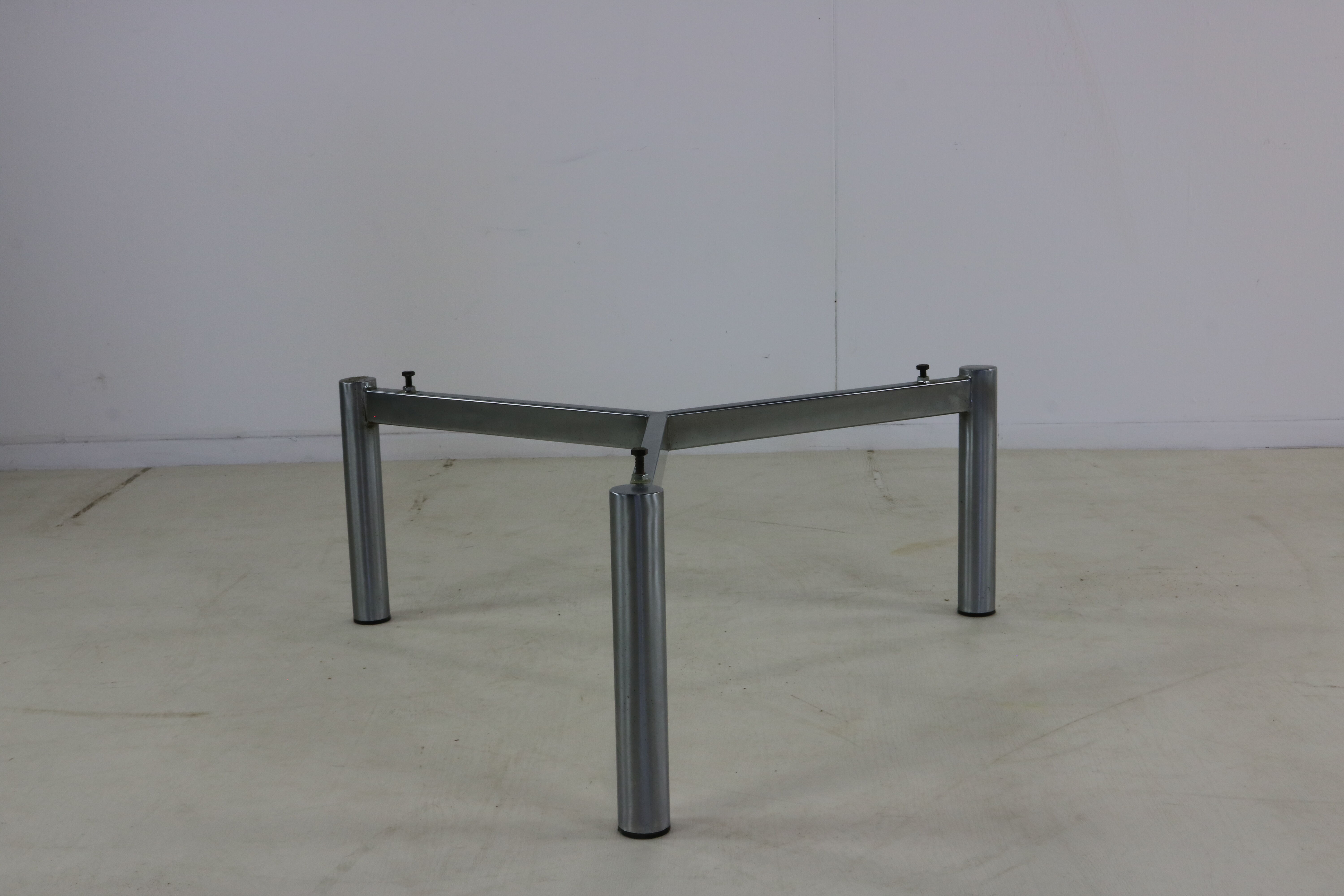 Large brutalist slate stone round coffee table
