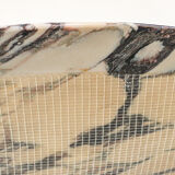 Eero Saarinen's Knoll tulip table