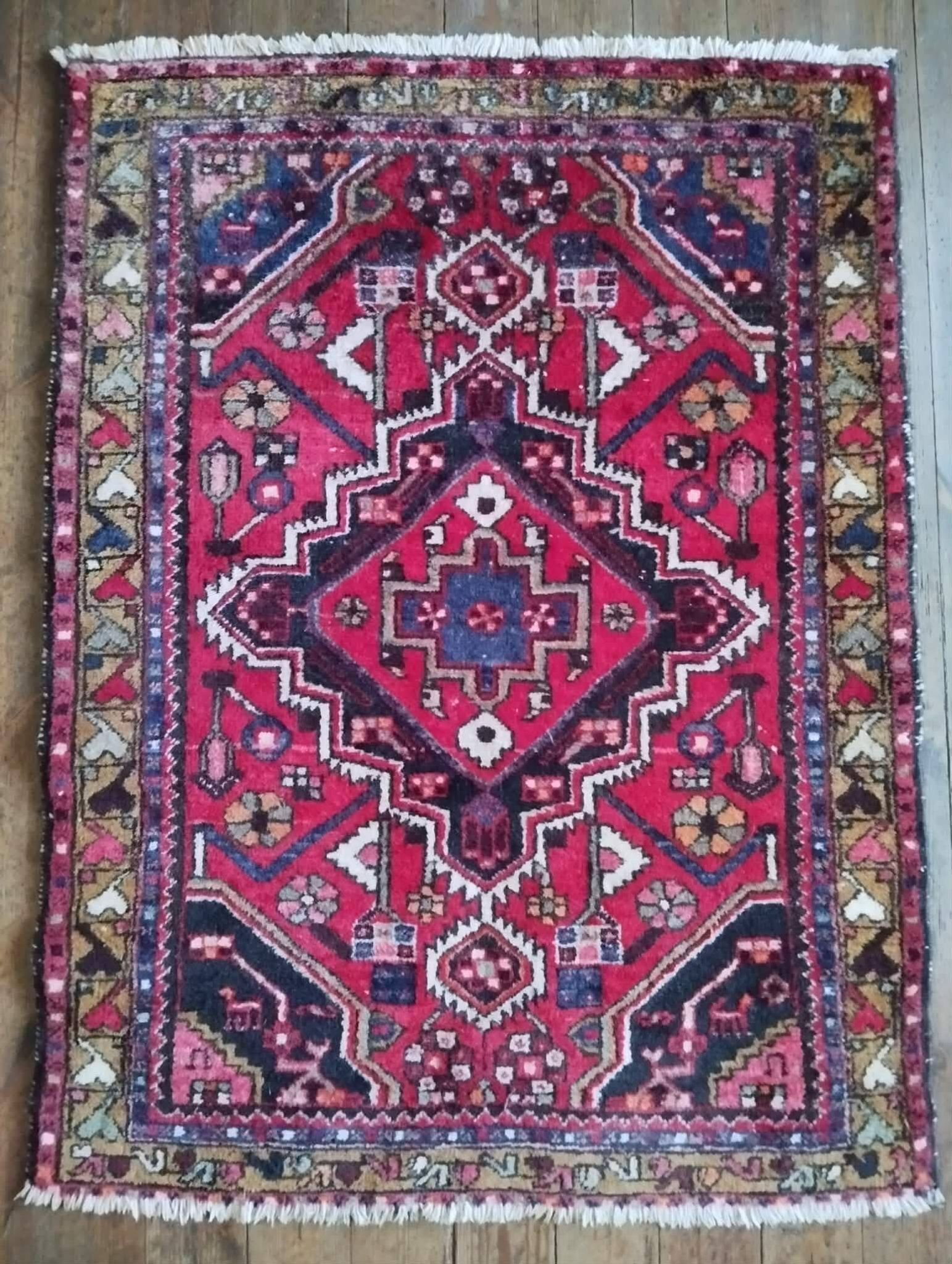 Persian carpet Hamadan 132x101cm