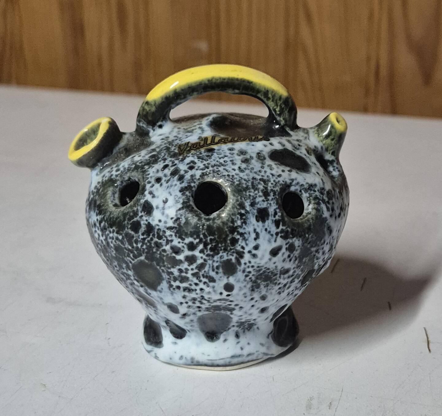 Vase flower holder in Vallauris ceramic