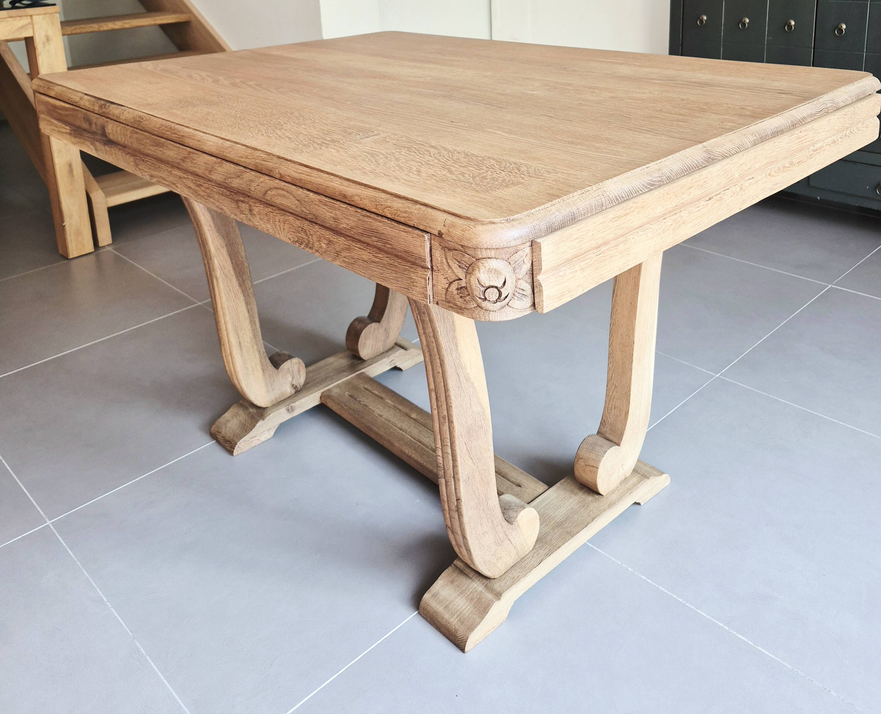 Art Deco table