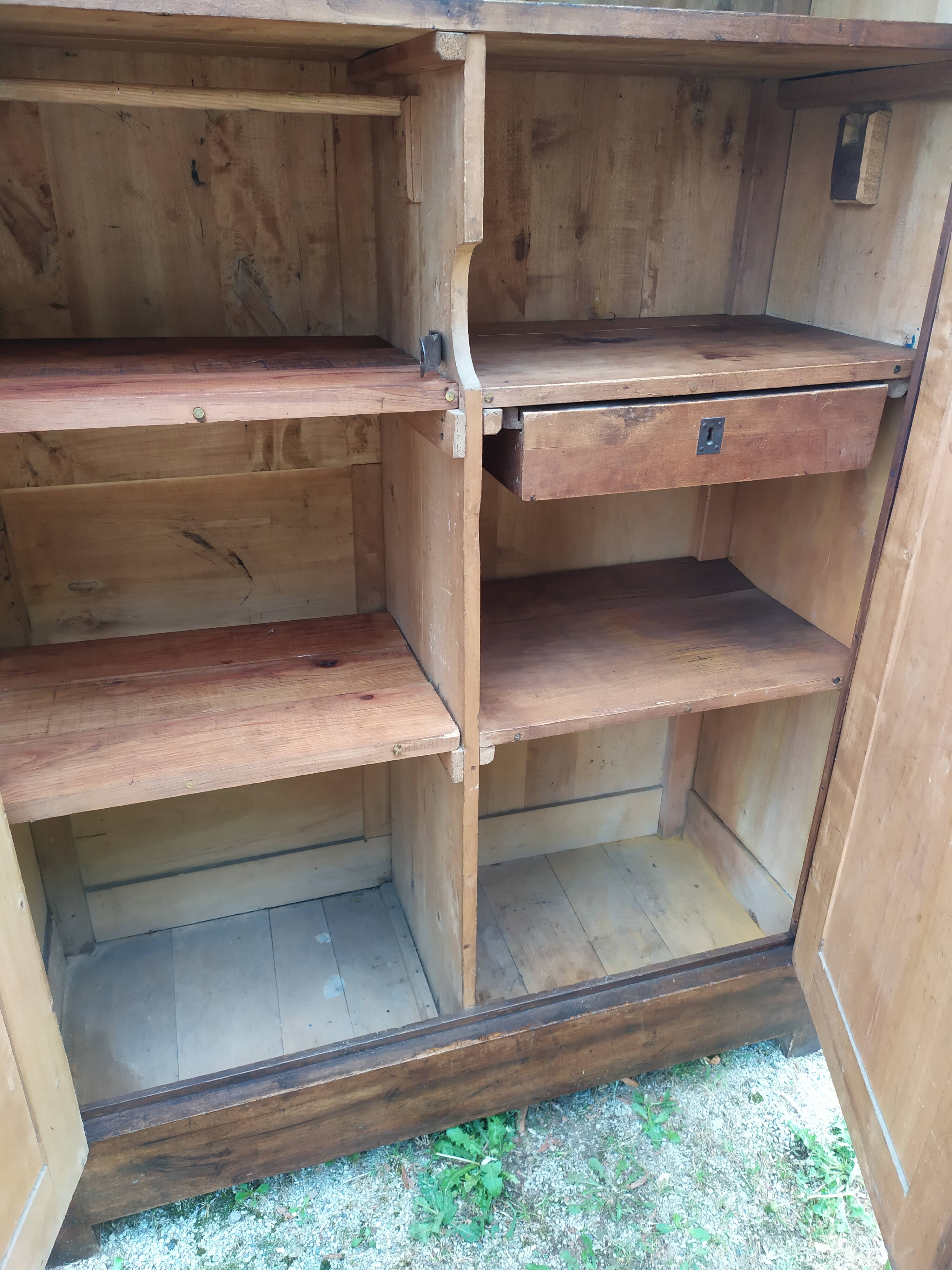 Armoire de ferme