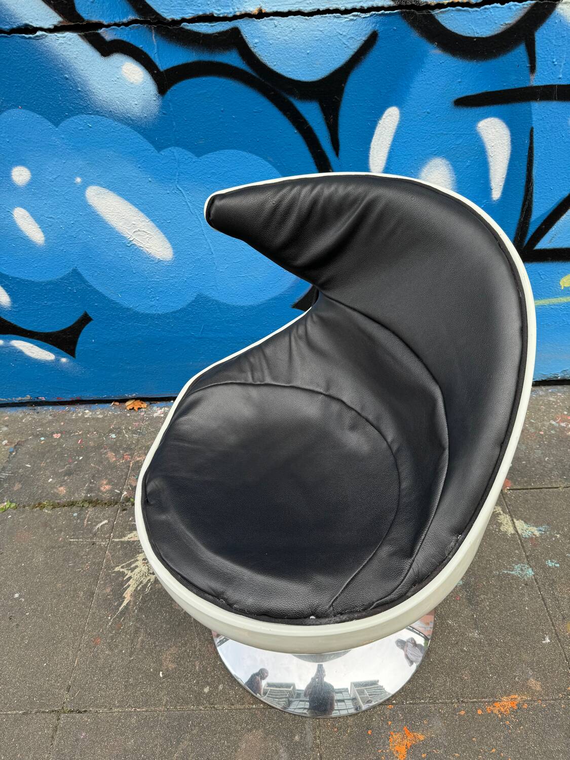 Vintage design armchair