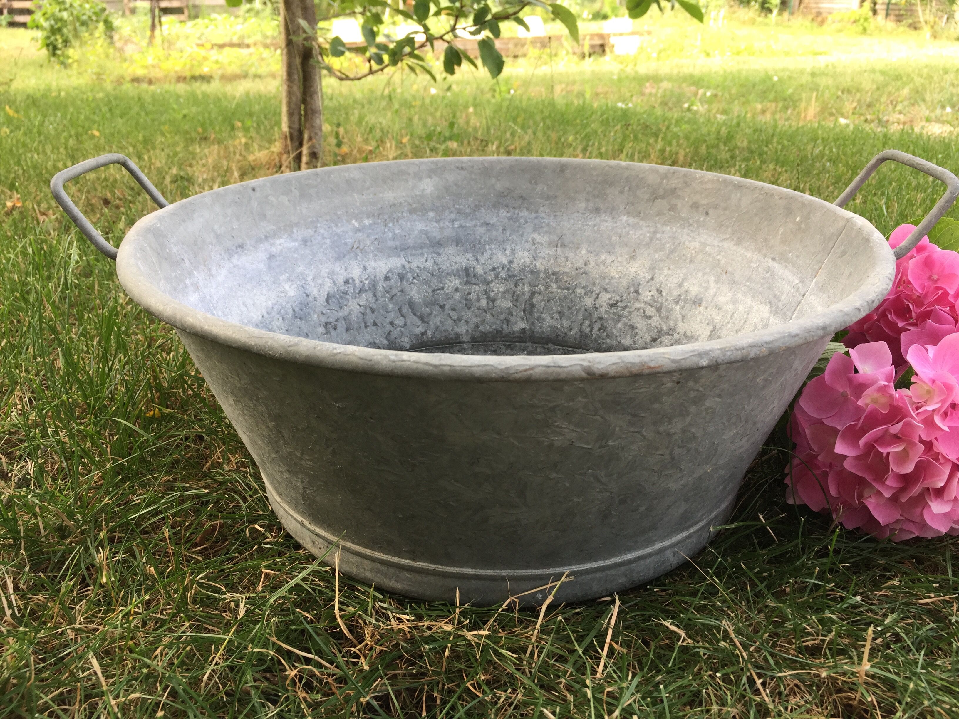 Zinc basin