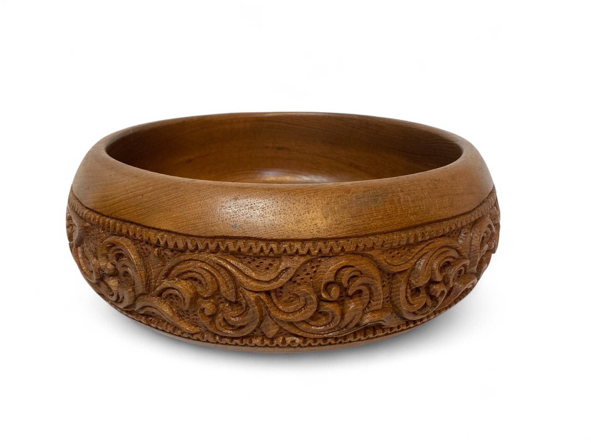 Polynesia, large carved wooden bowl or salad bowl, circa 1970