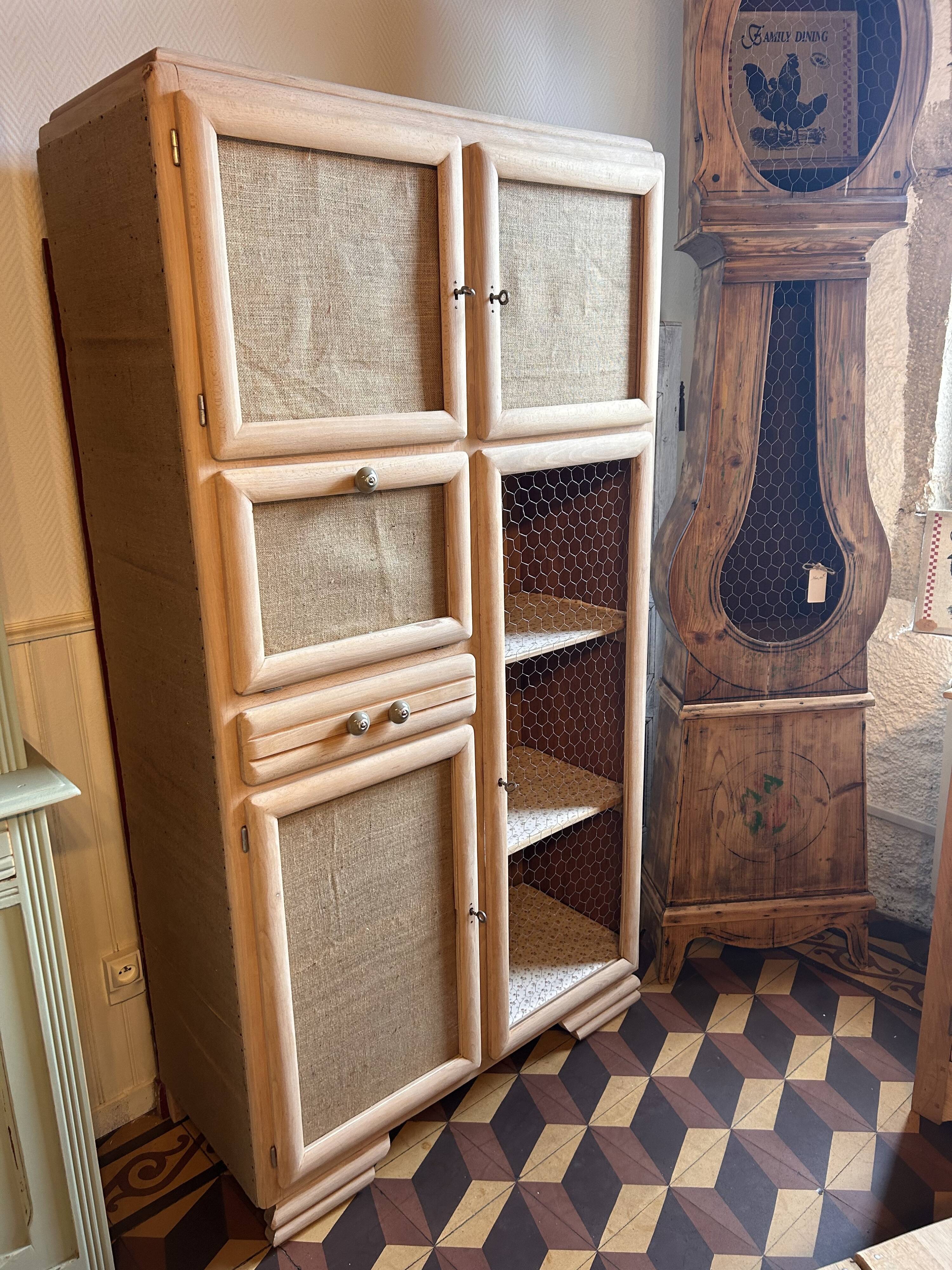 MADO furniture / Wardrobe