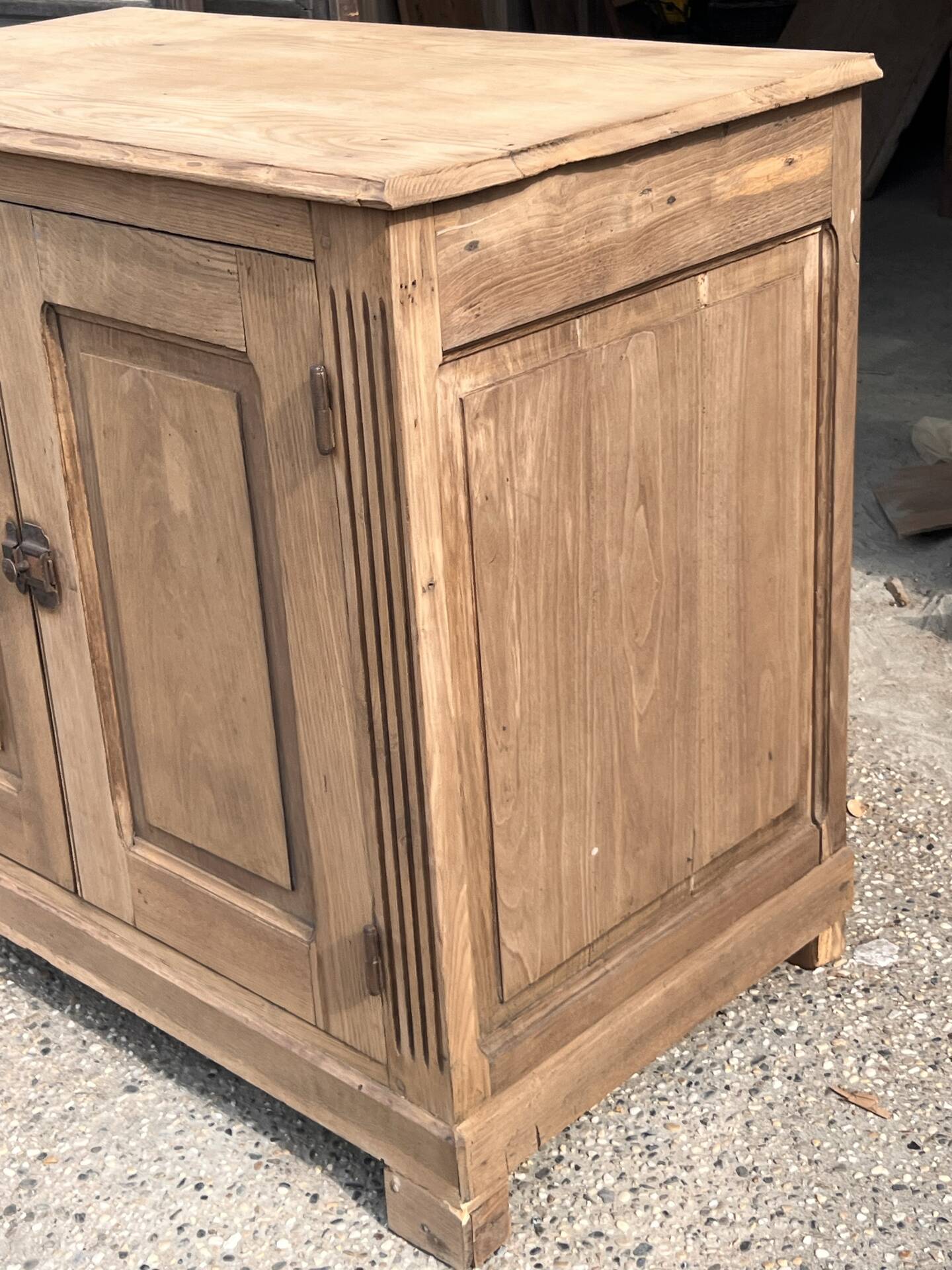 Solid wood sideboard