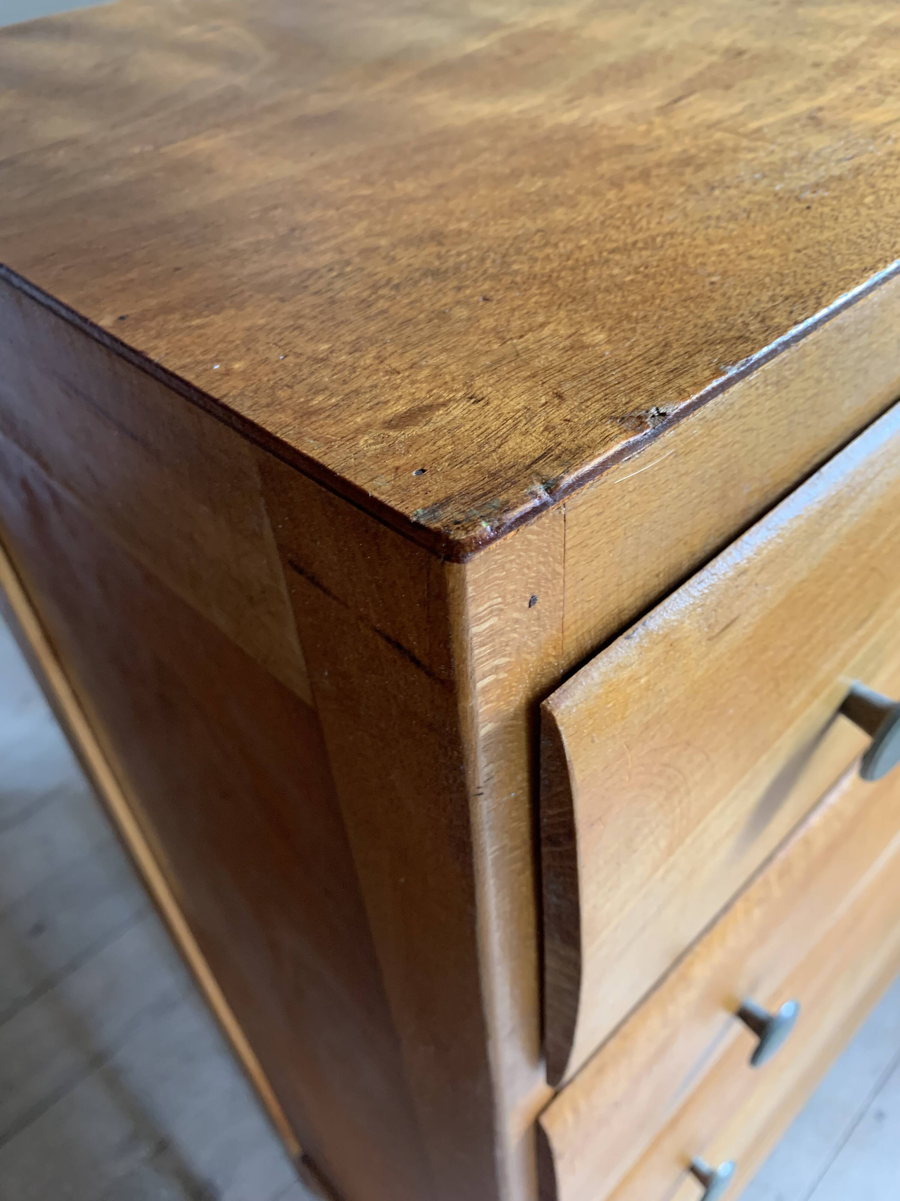Vintage chest of drawers