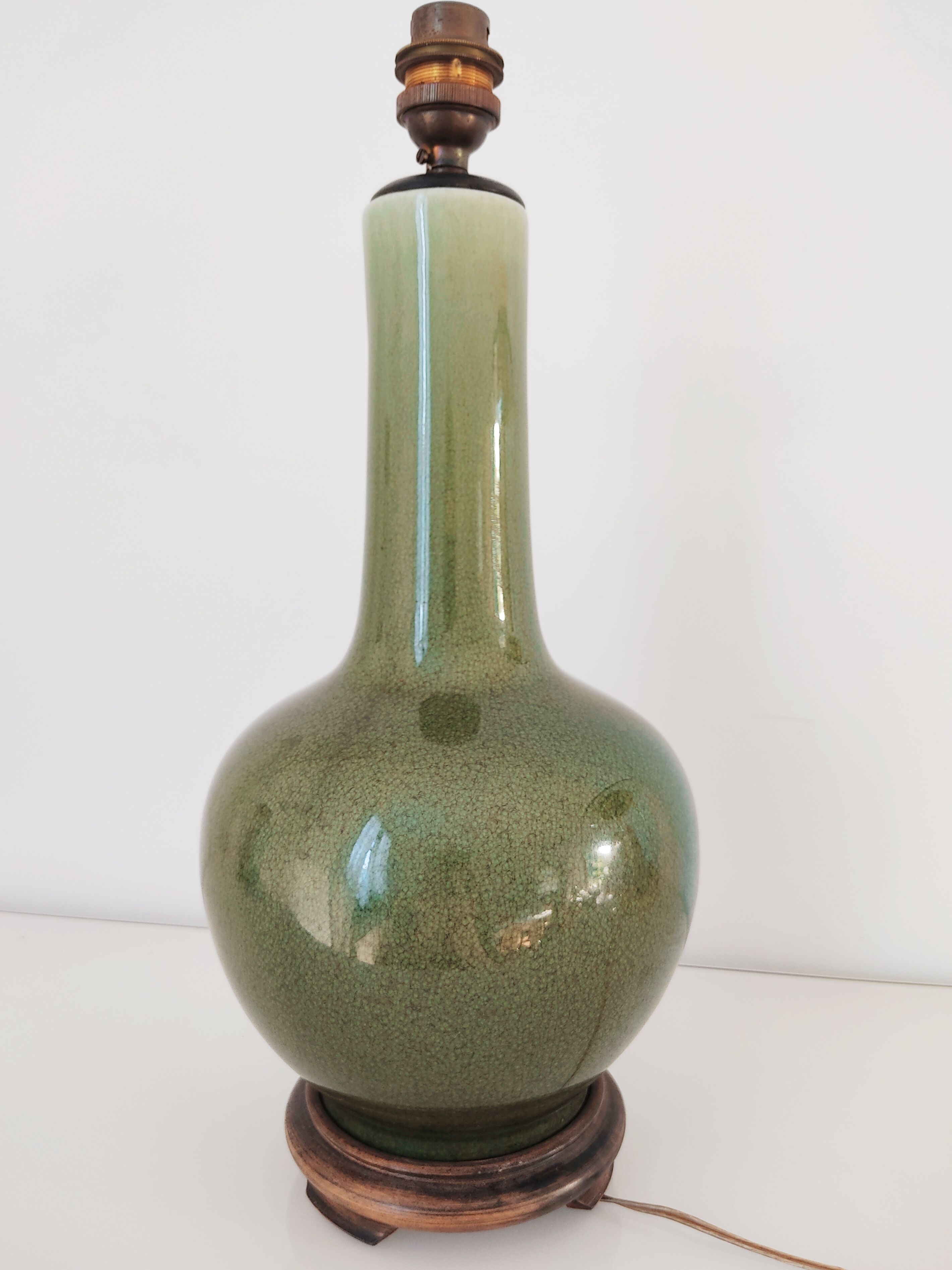 Green ceramic lamp foot