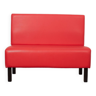 Bench in red faux leather, vintage.