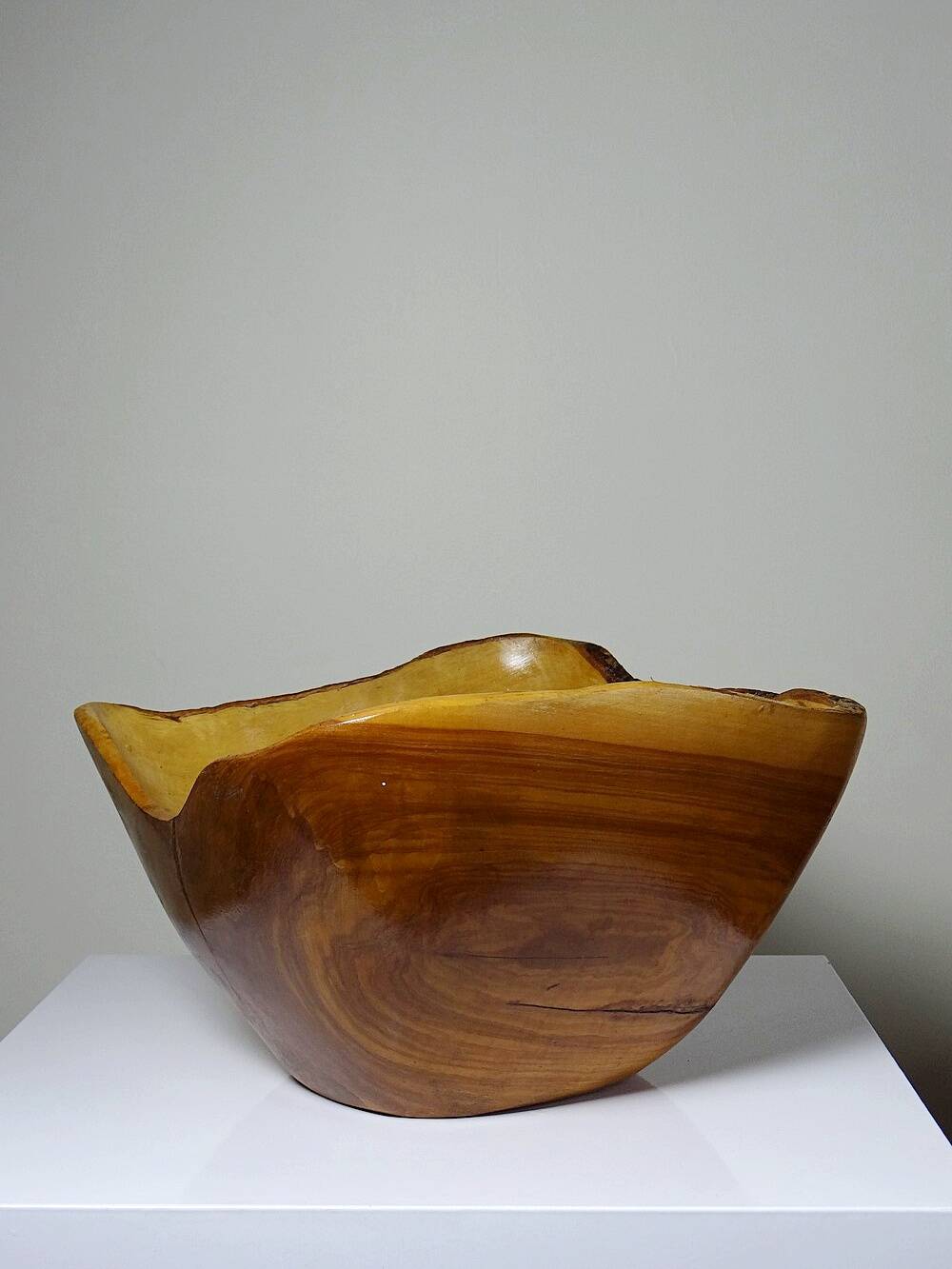 Large olive wood bowl Riviera brutalist craftsmanship circa 1950