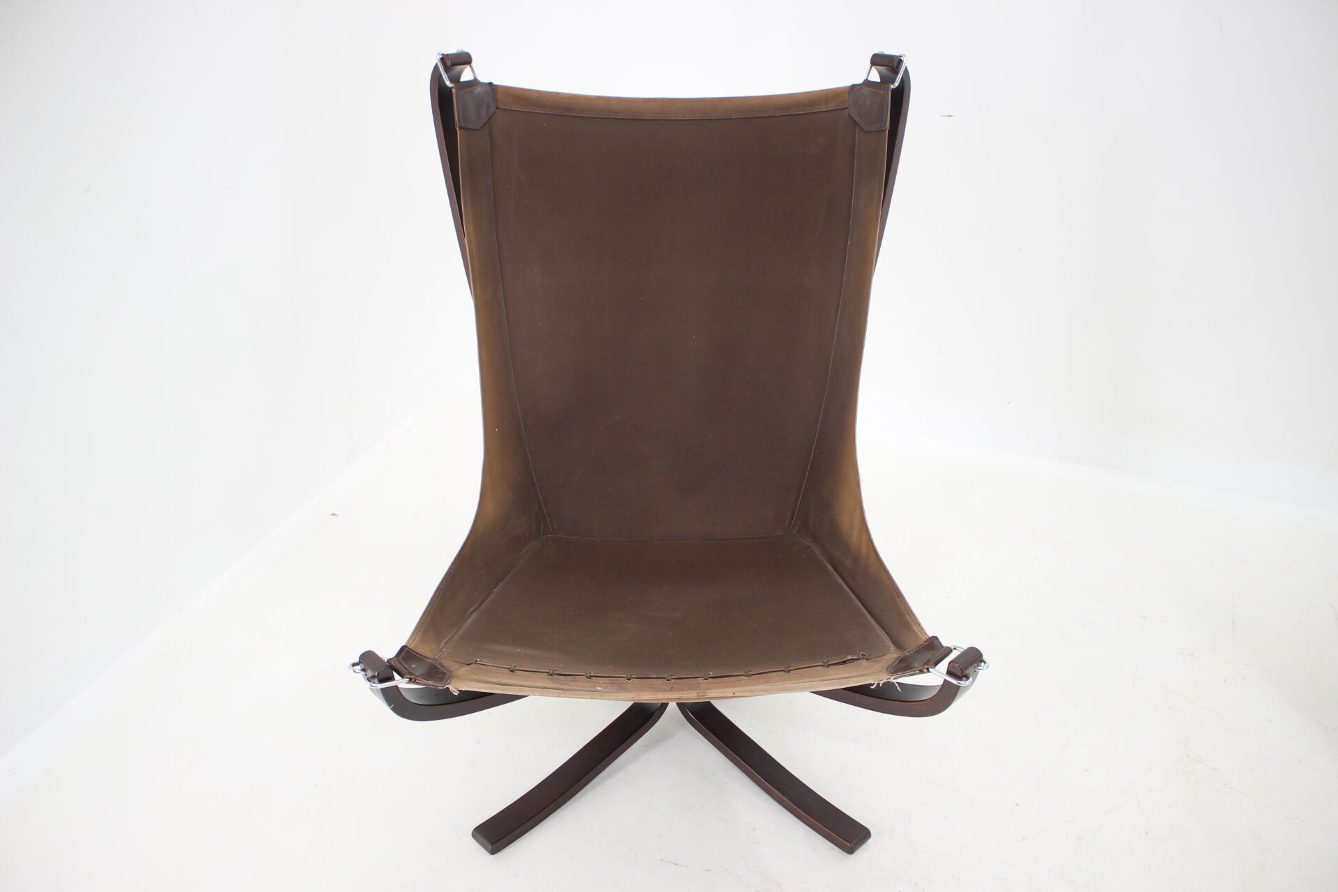 Sigurd Ressell Pair of Falcon Chairs Leather by Vatne Møbler Norway