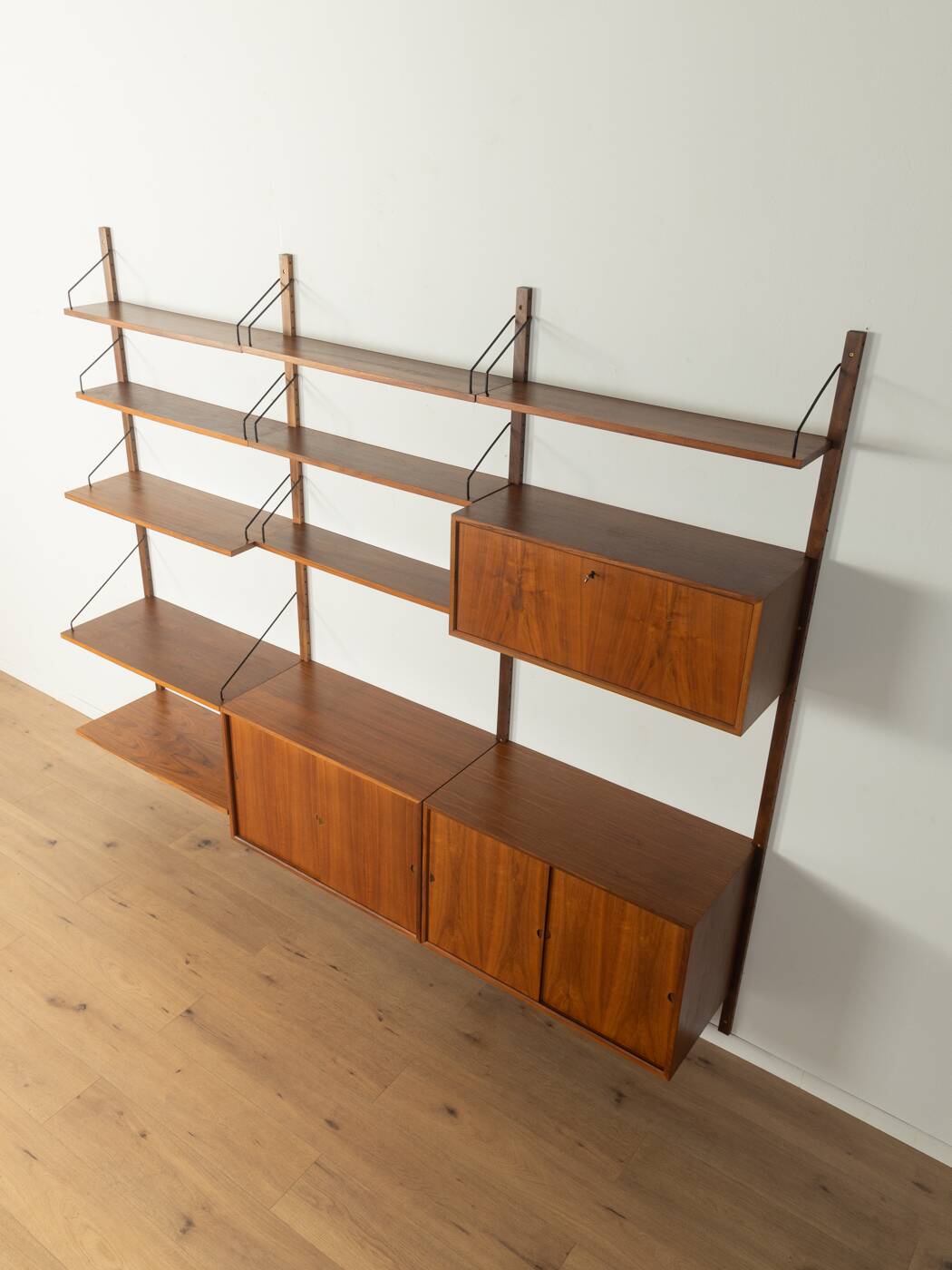 1960s wall shelf, Poul Cadovius