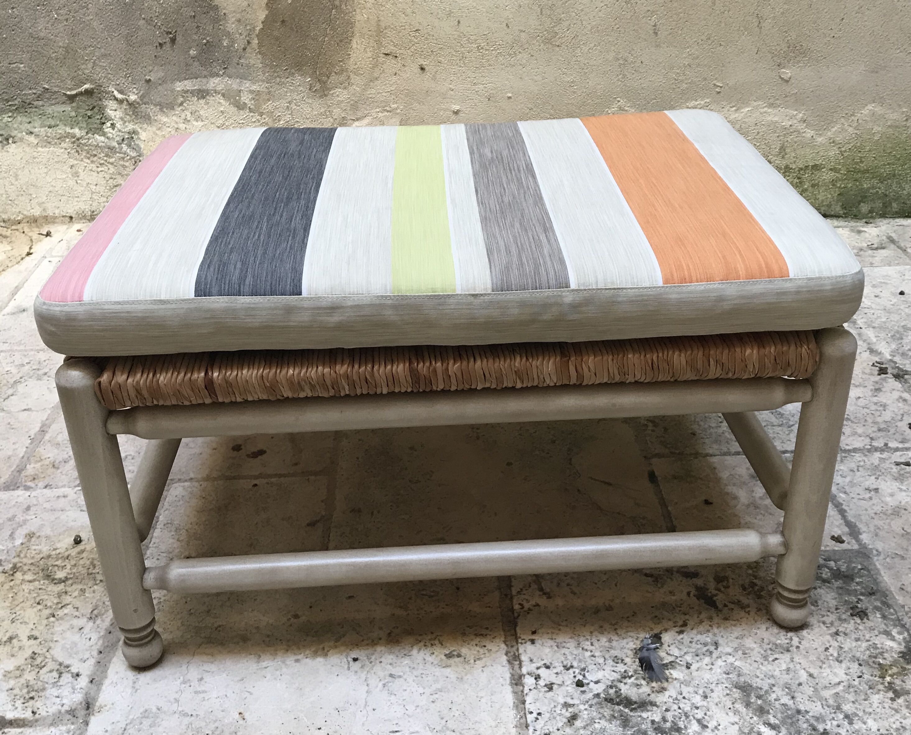 Painted wood and rattan provencal seat