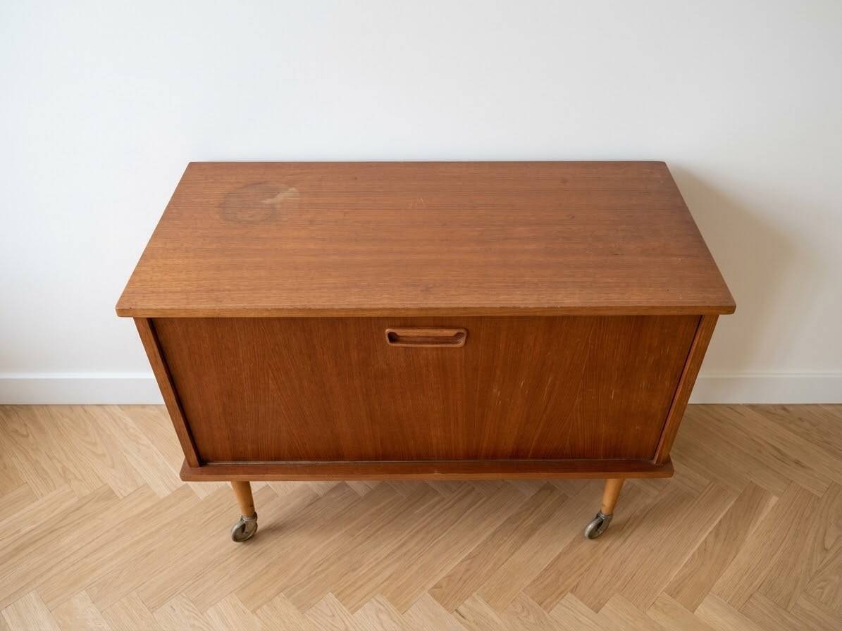 Meuble bar scandinave vintage en teck