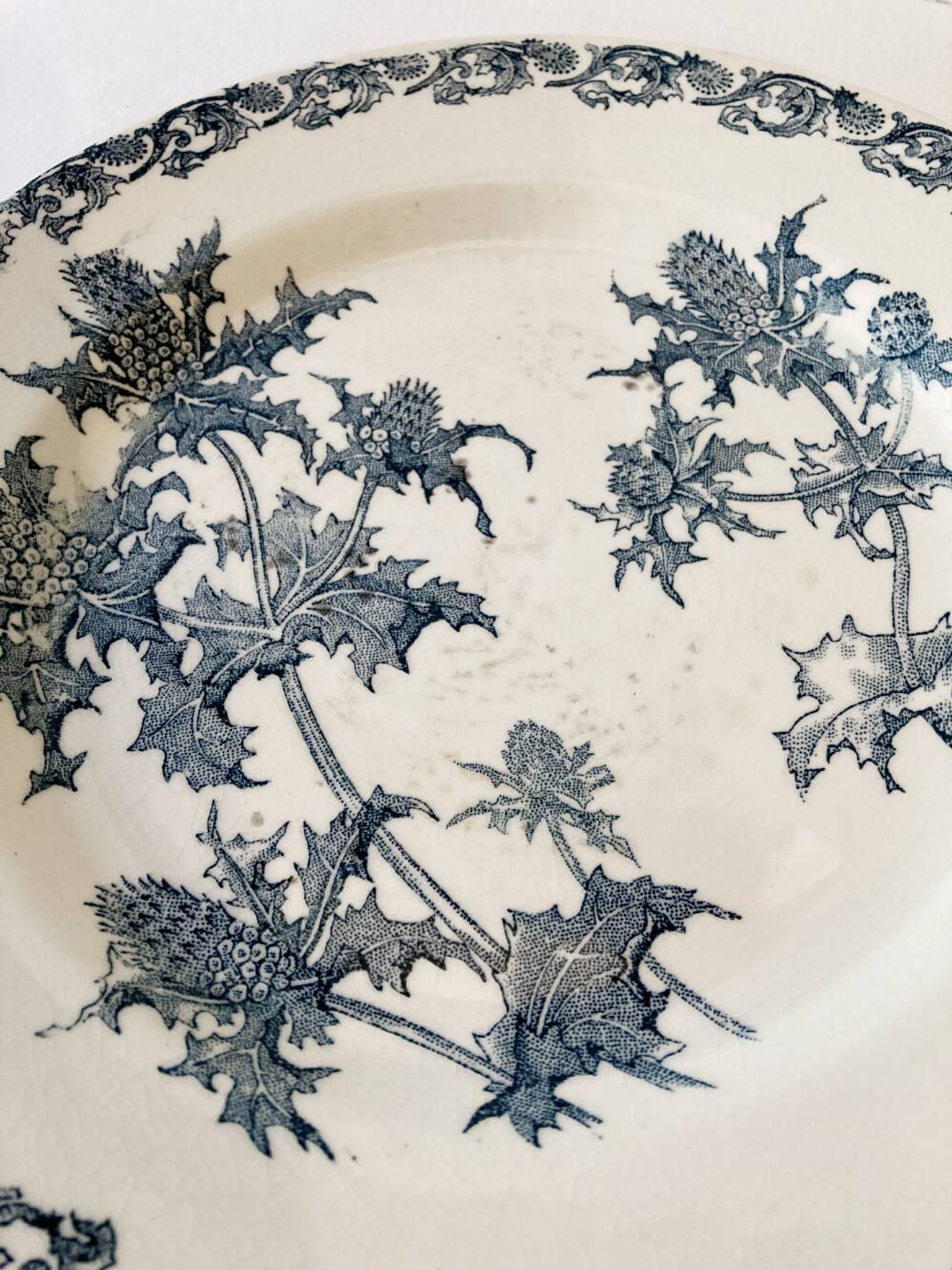 4 assiettes terre de fer Clairefontaine, modèle Righi