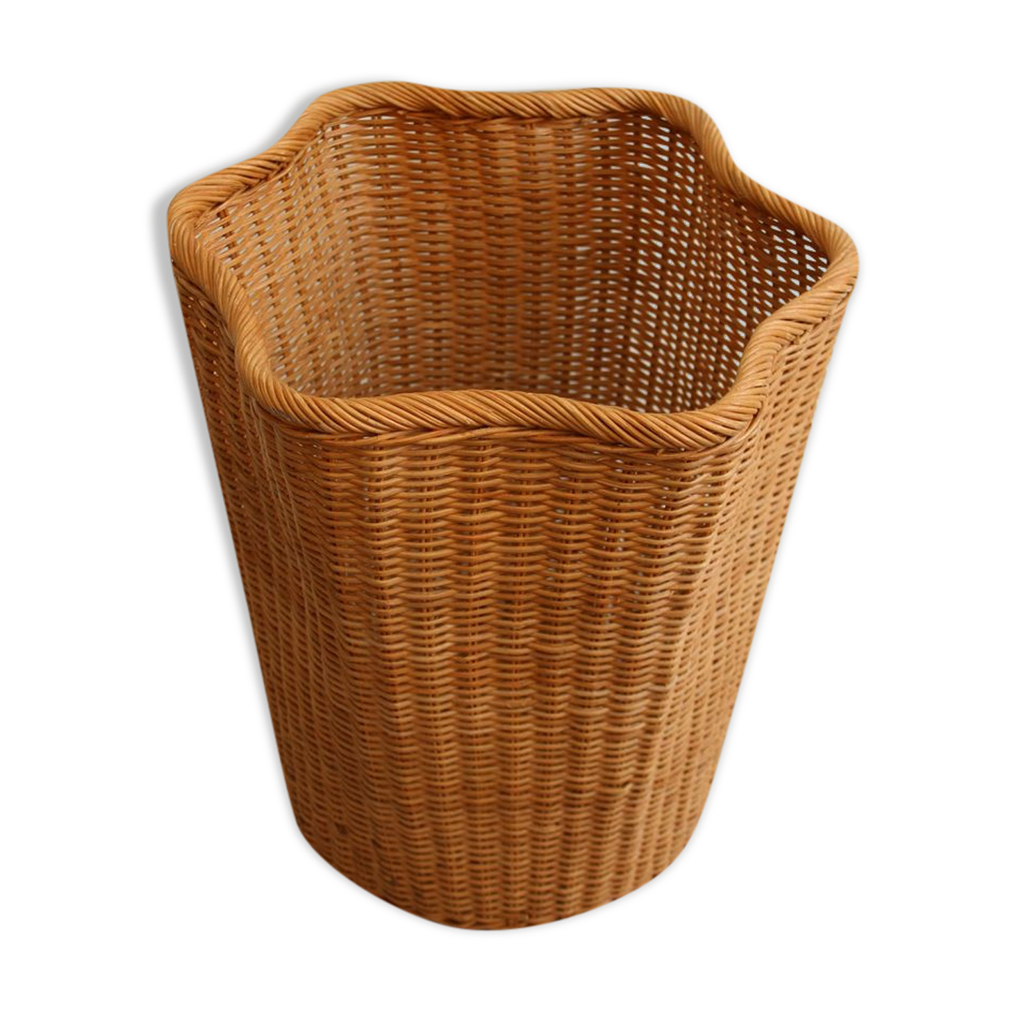 Wicker basket