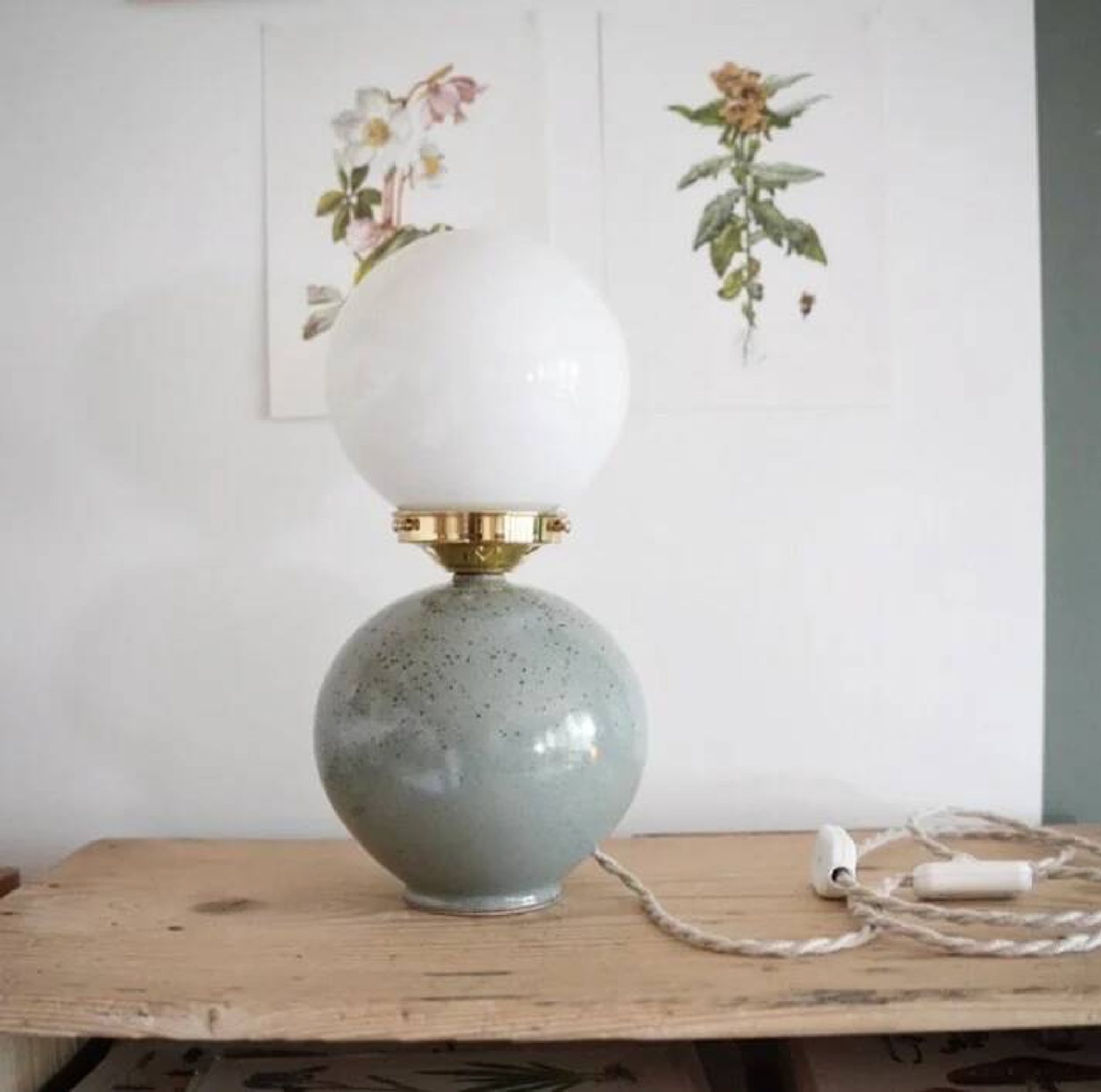 Lampe céramique mouchetée & opaline
