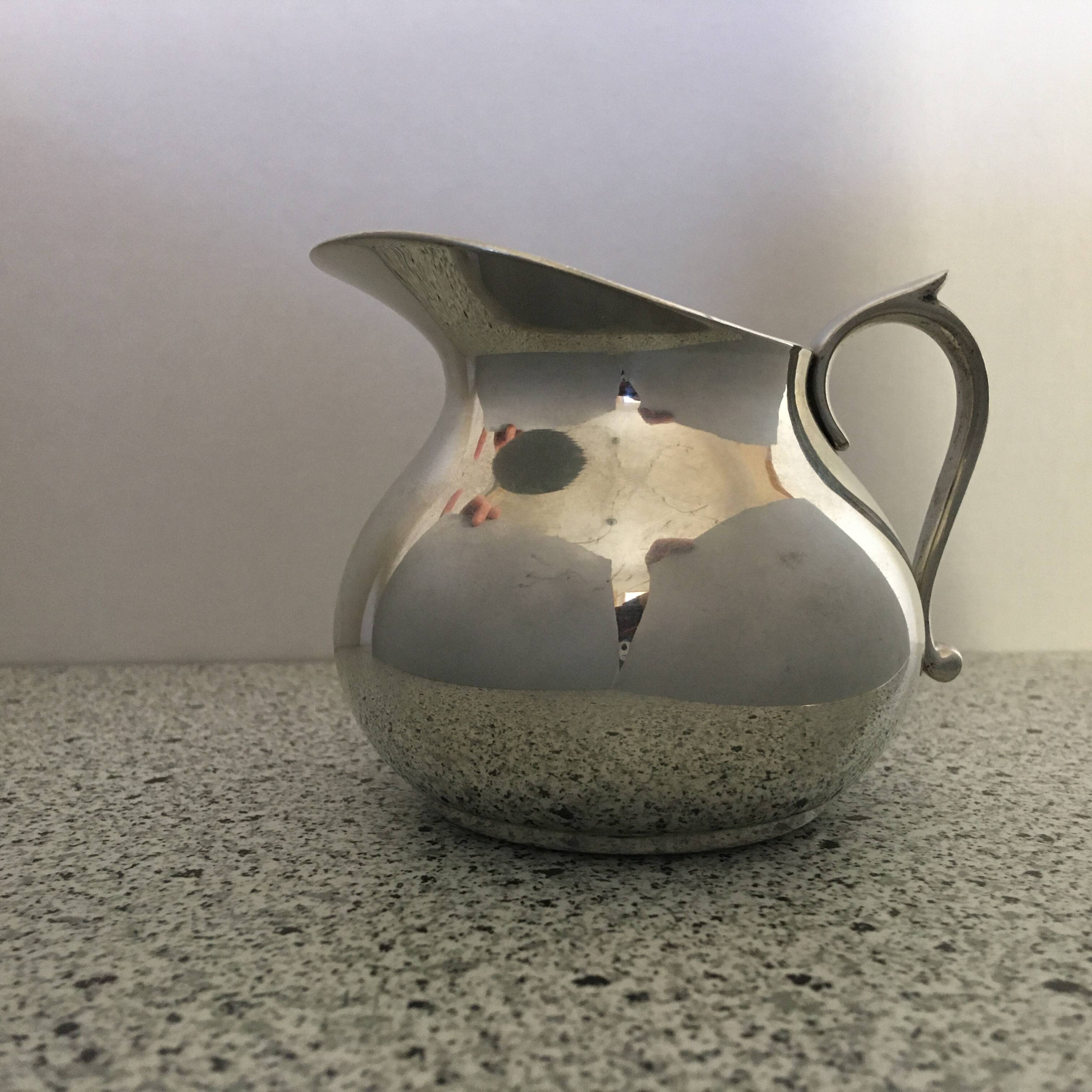 Creamer milk jug