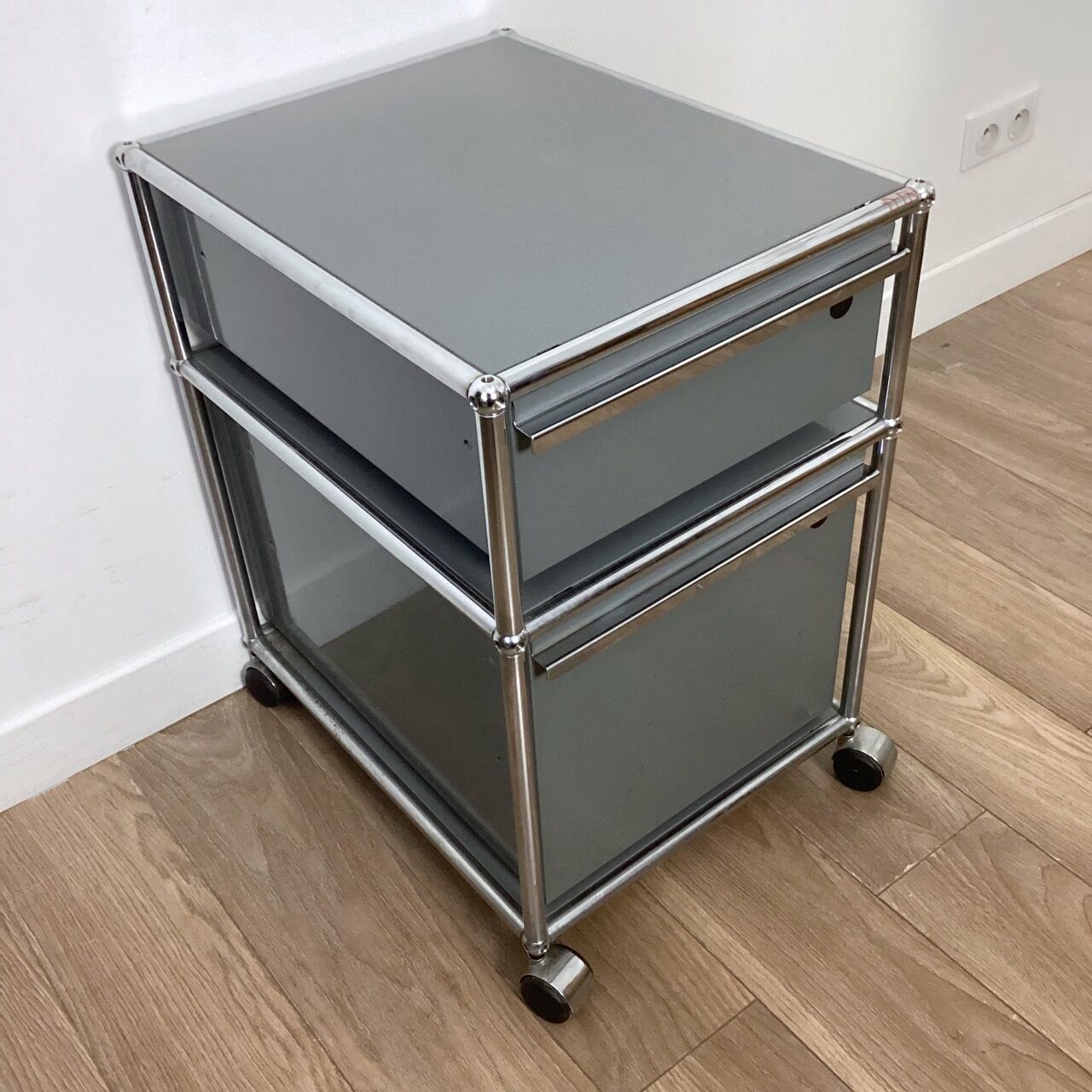 Caisson de bureau USM Haller gris