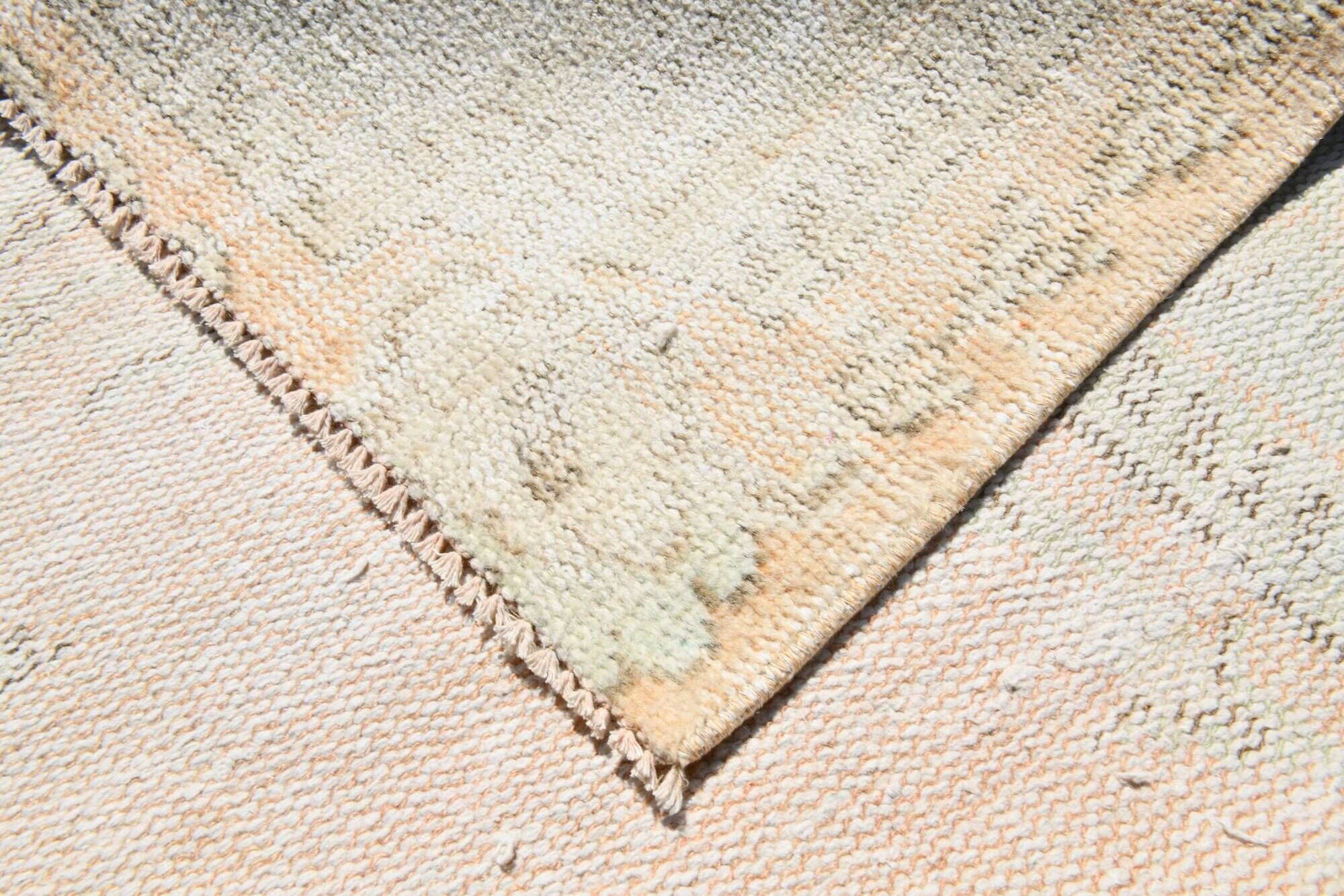 Pale Blush Vintage Area Rug, 182x304 Cm Faded Wool Carpet, 182x304 Cm