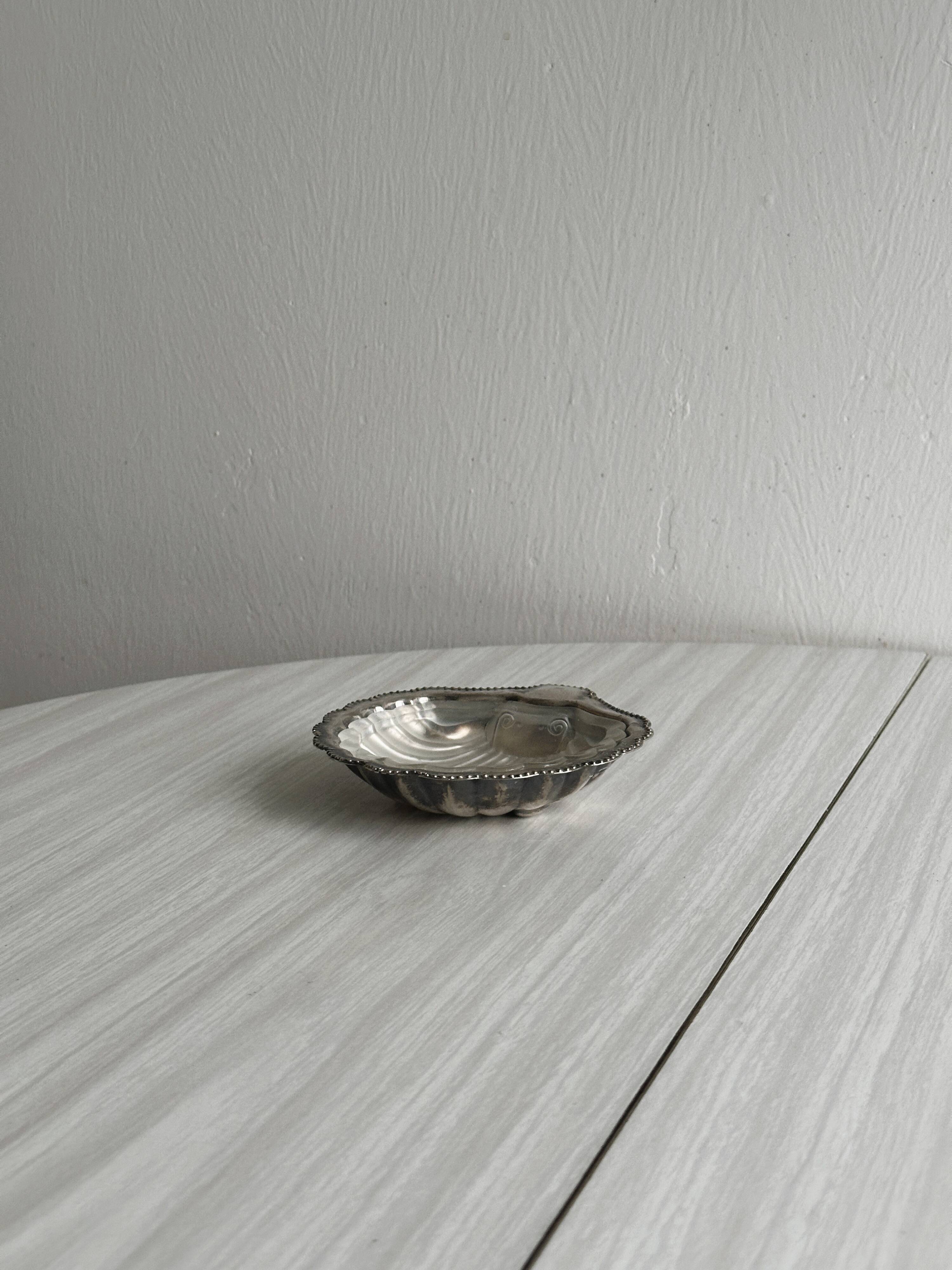 Small silver-plated butter and jam dish