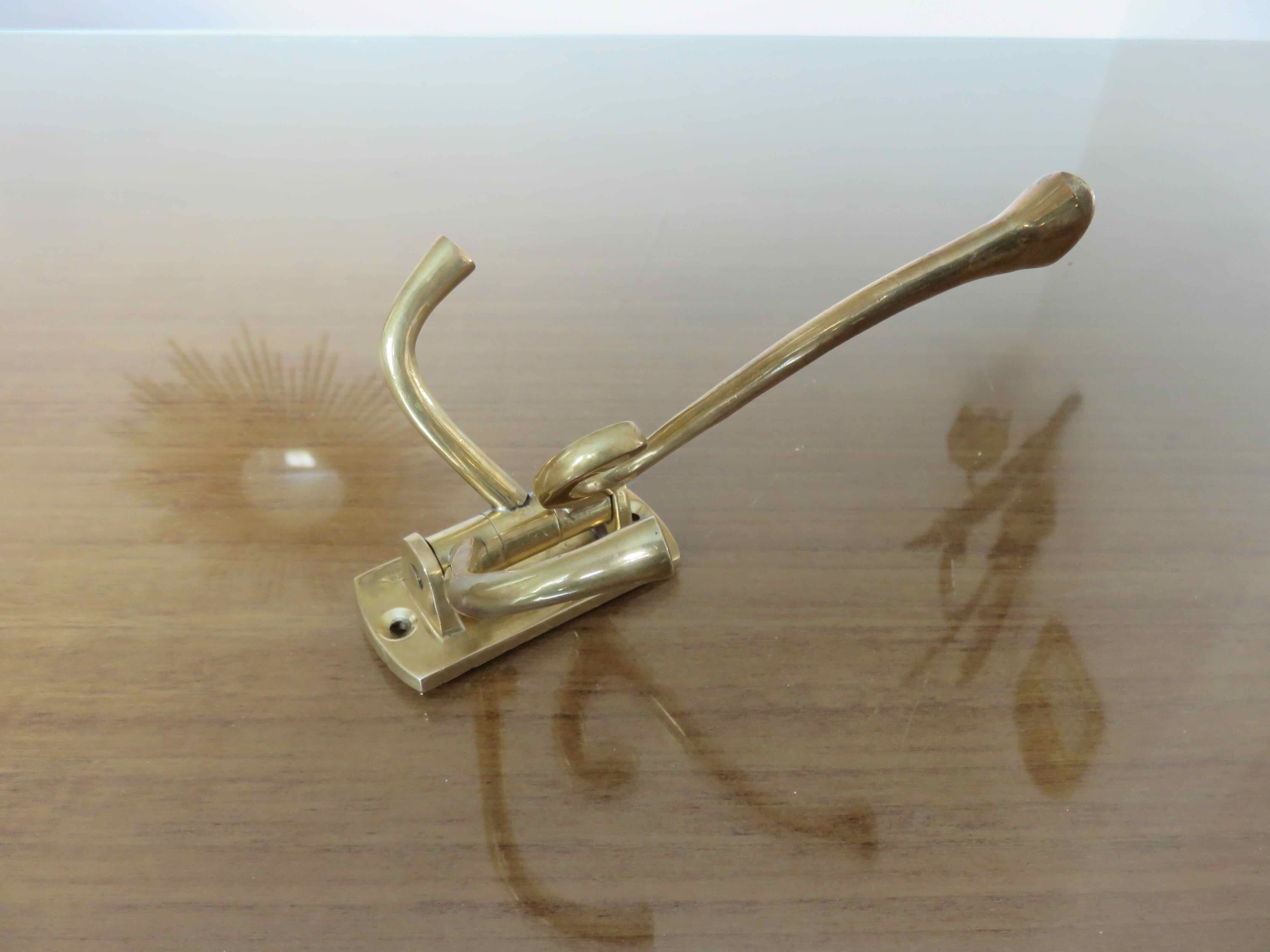 Wall coat rack 4 swivel brass hooks