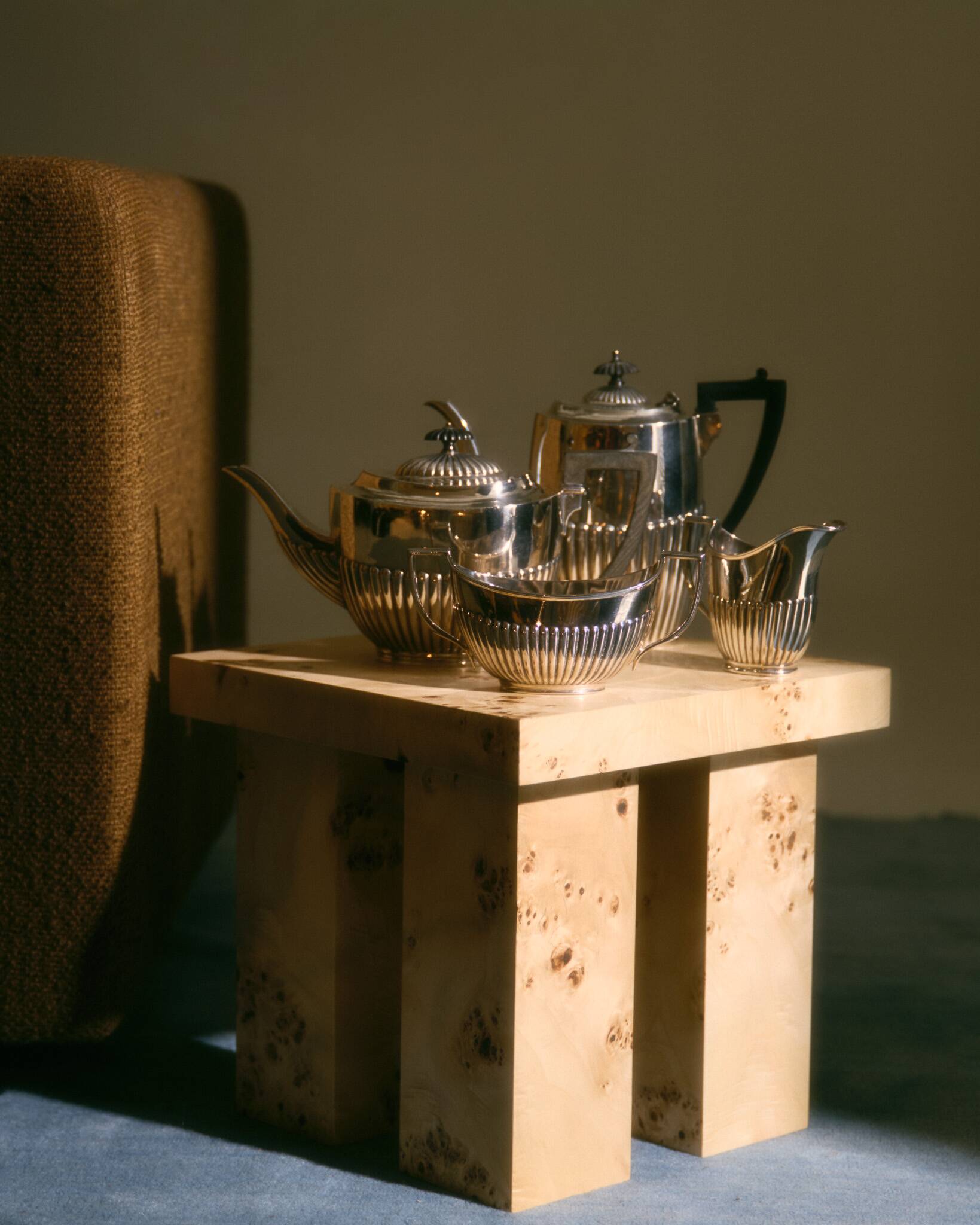 SHEFFIELD SILVER-PLATED TEA AND COFFEE SET, 1950s