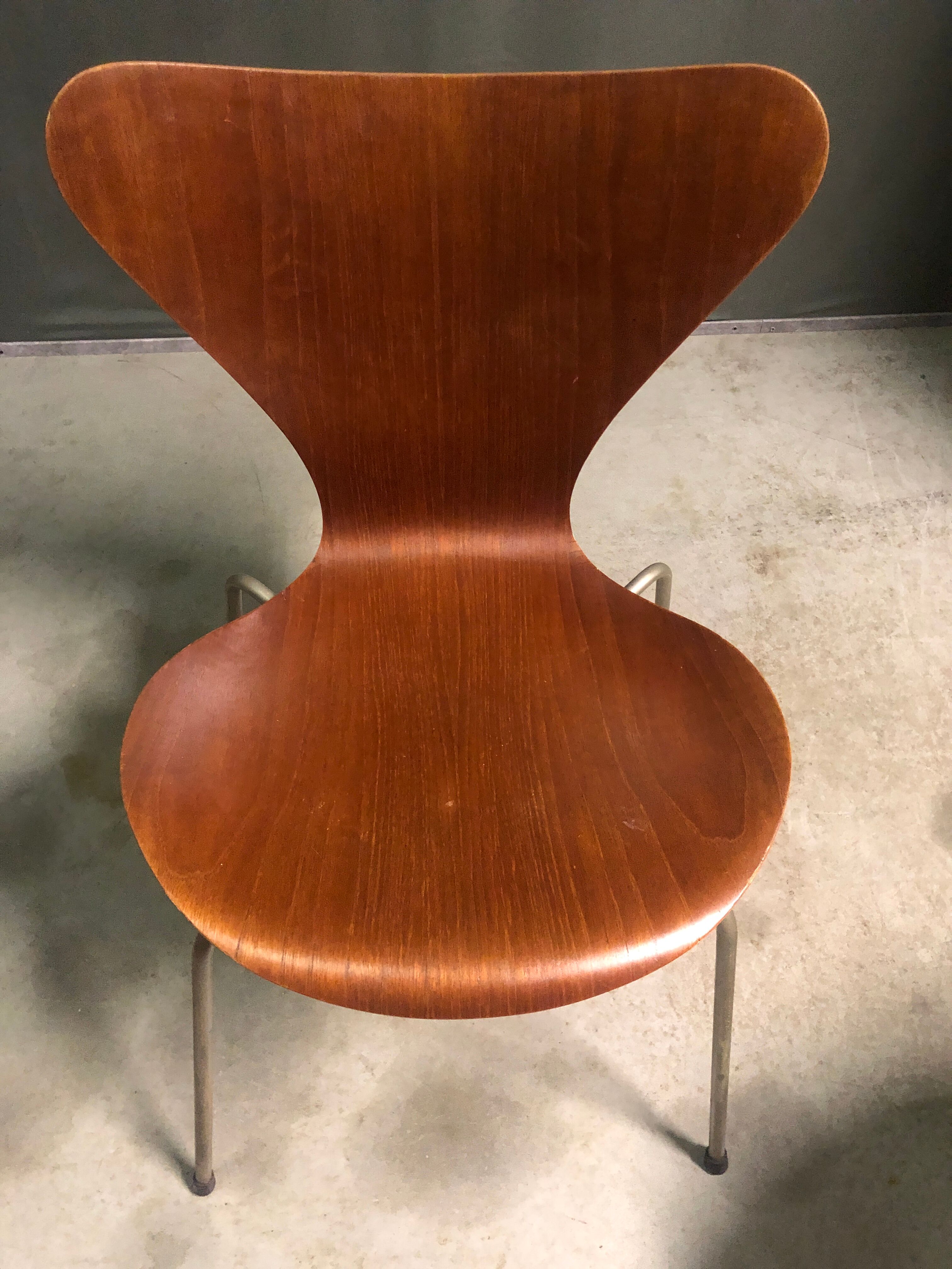 4 x Fritz Hansen Series 7, Arne Jacobsen dated 1955