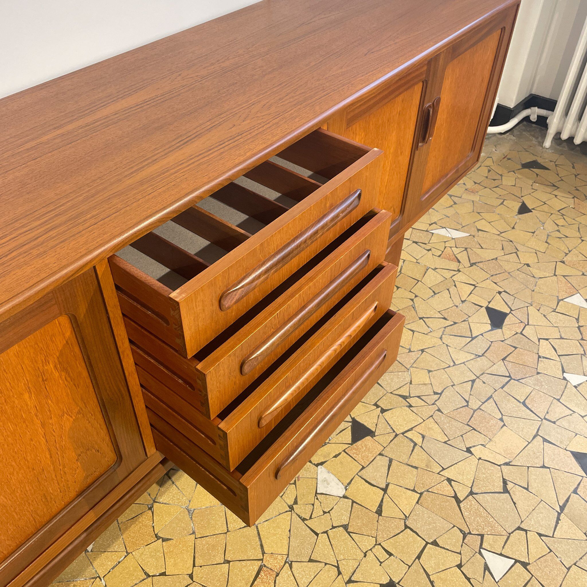 Enfilade Gplan Fresco 213cm