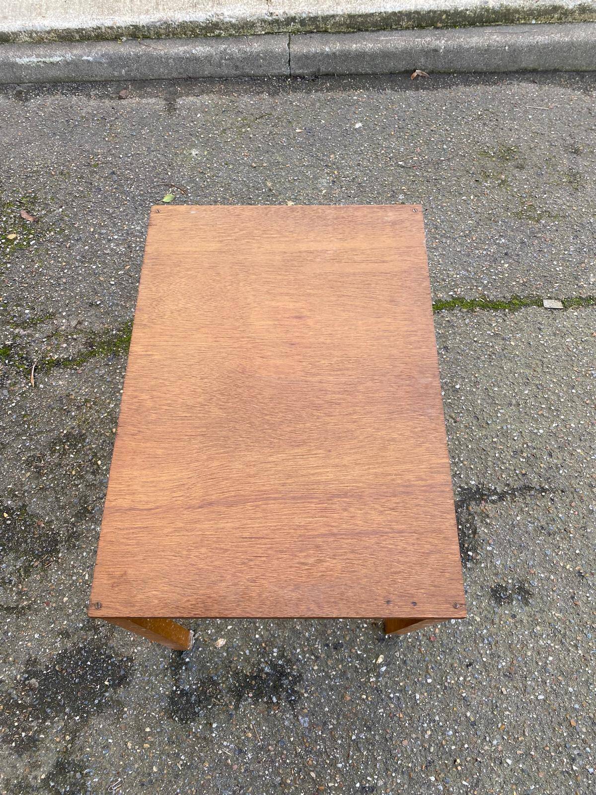 Rectangular Scandinavian coffee table in wood
