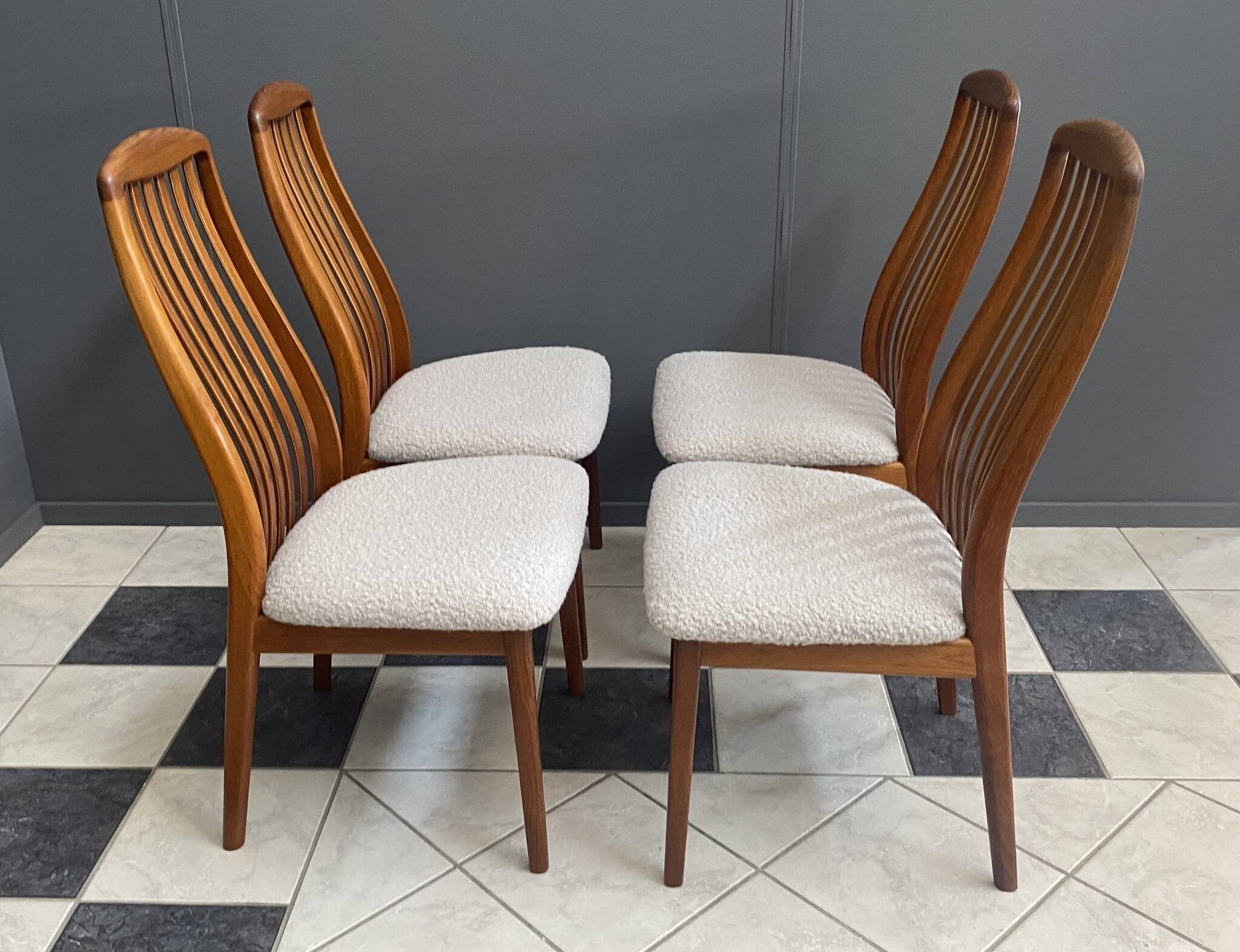 Set of 4 Kai Kristiansen dining chairs 1960s  in White Boucle