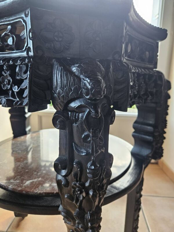 Guéridon orientaliste ancien sculpté – double plateau en marbre – fin XIXe