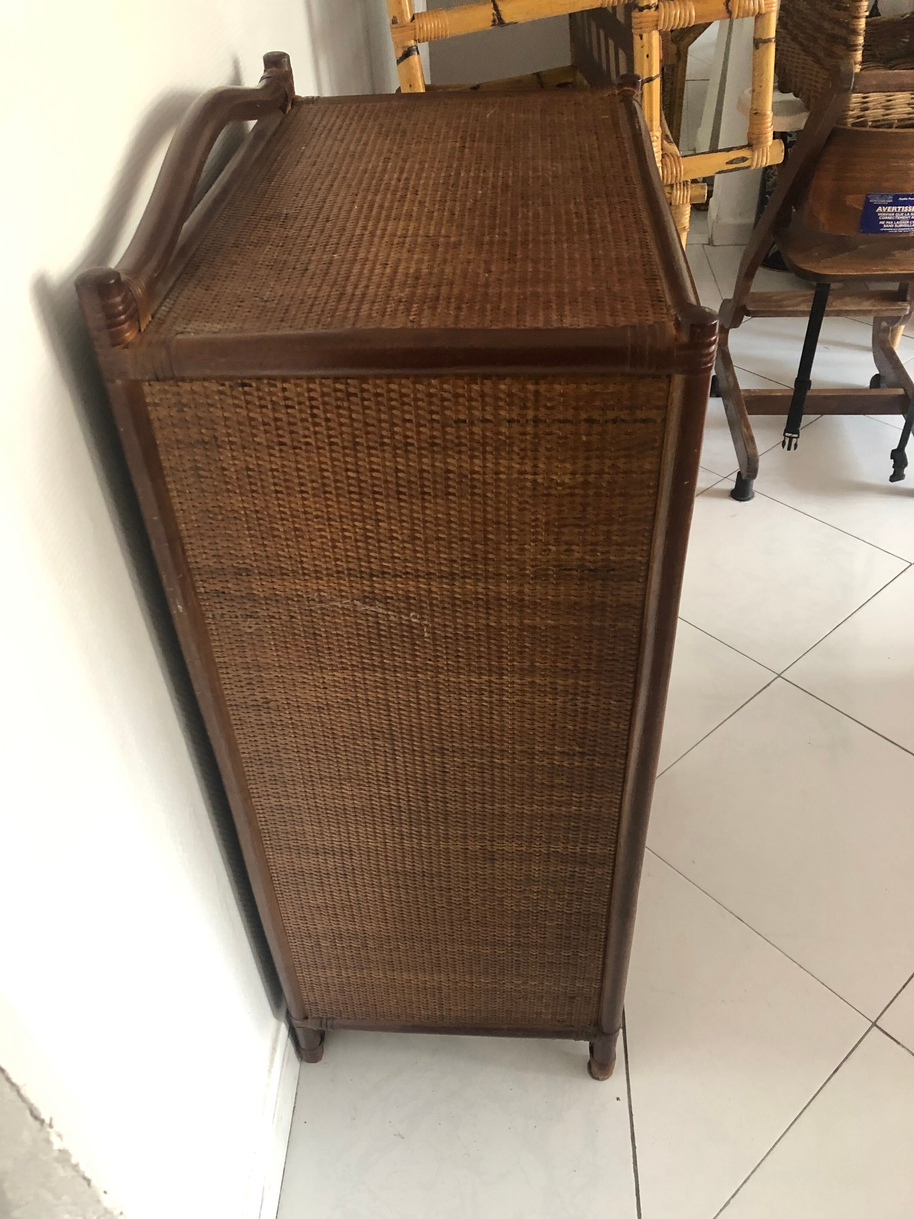Vintage chest of drawers