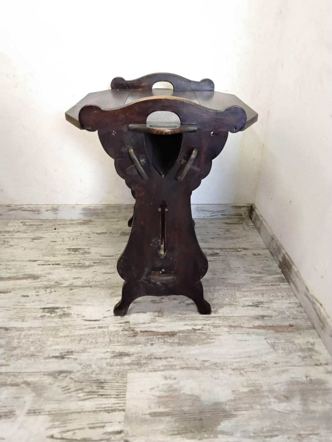 Antique table with a system