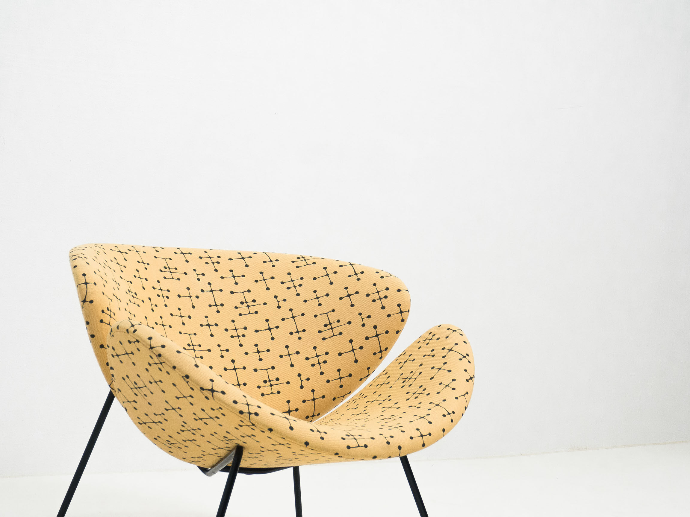 Fauteuil 'Small Dot Pattern' Orange Slice par Pierre Paulin édition Artifort