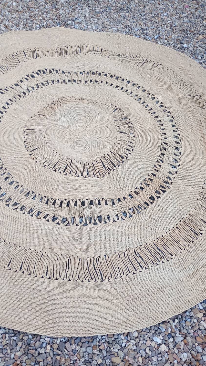 Round rug