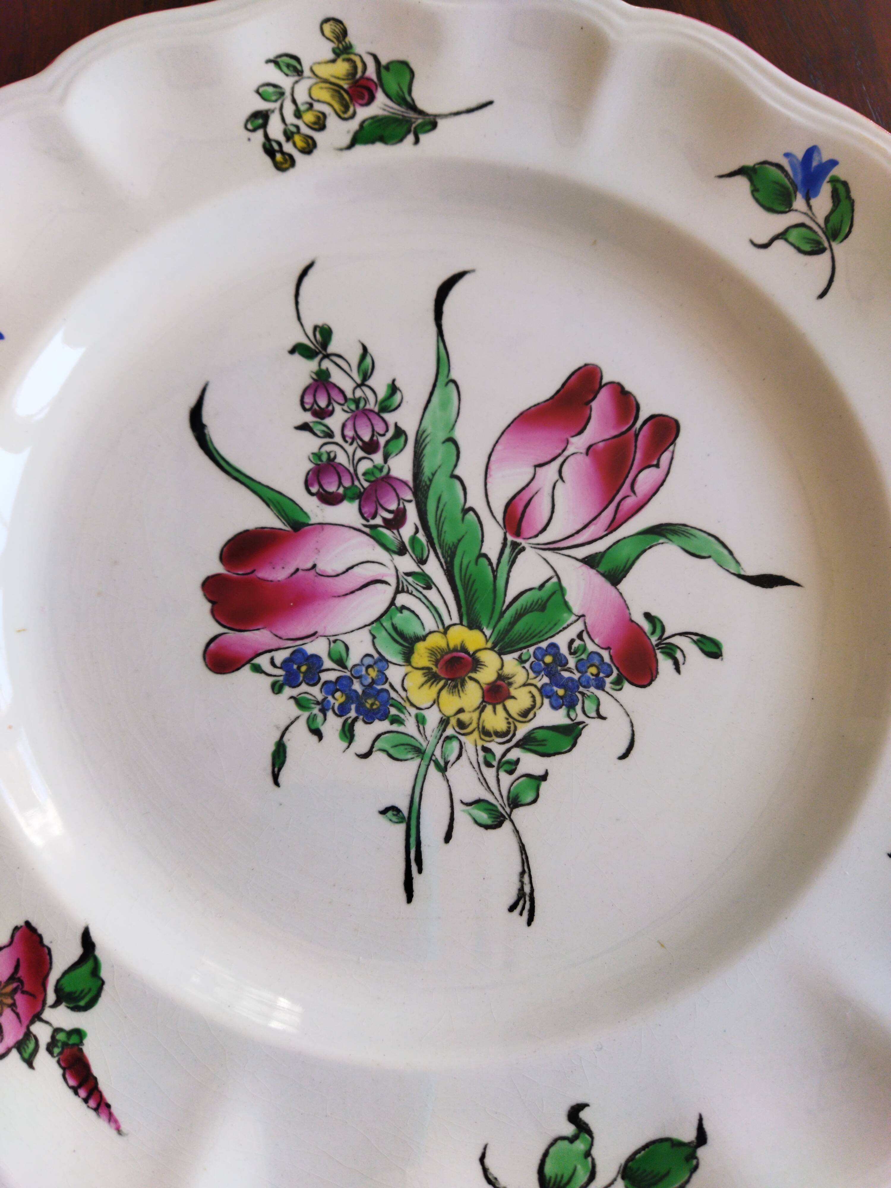 4 assiettes plates "Réverbère fin" KG Lunéville