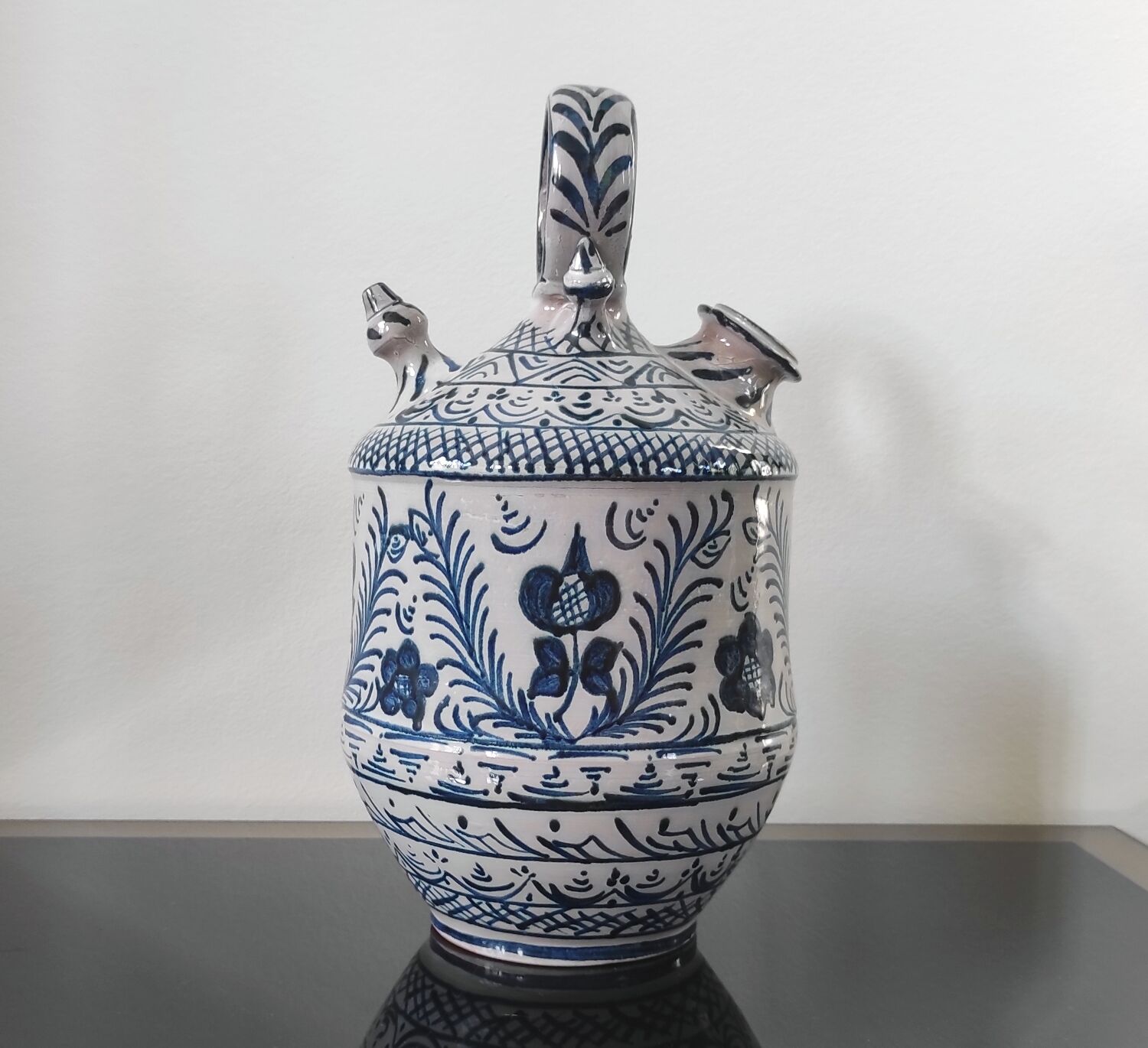 Vase, jug (Botijo) vintage