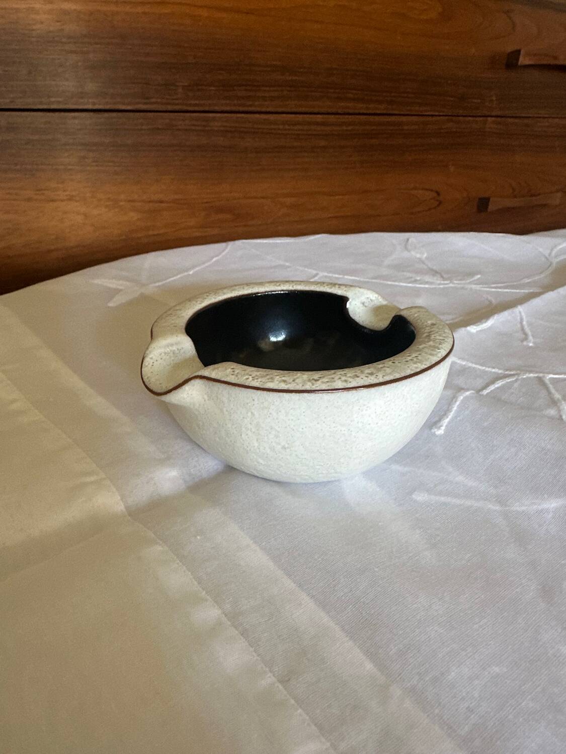 Two-Coloured Lava Ceramic Ashtray Design by Jaap Ravelli Scandinavian Vintage