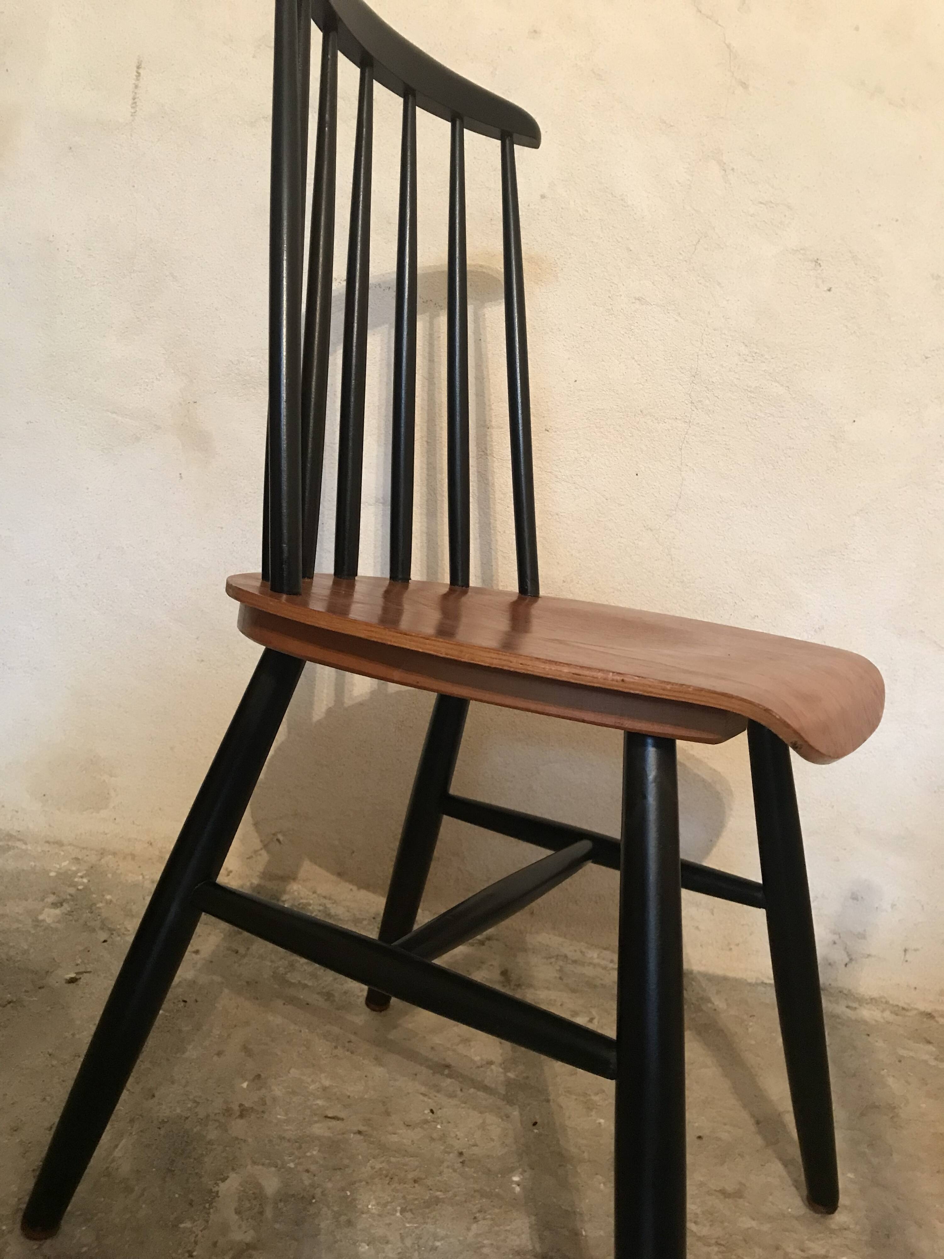 Set of 8 Scandinavian vintage Tapiovaara chairs