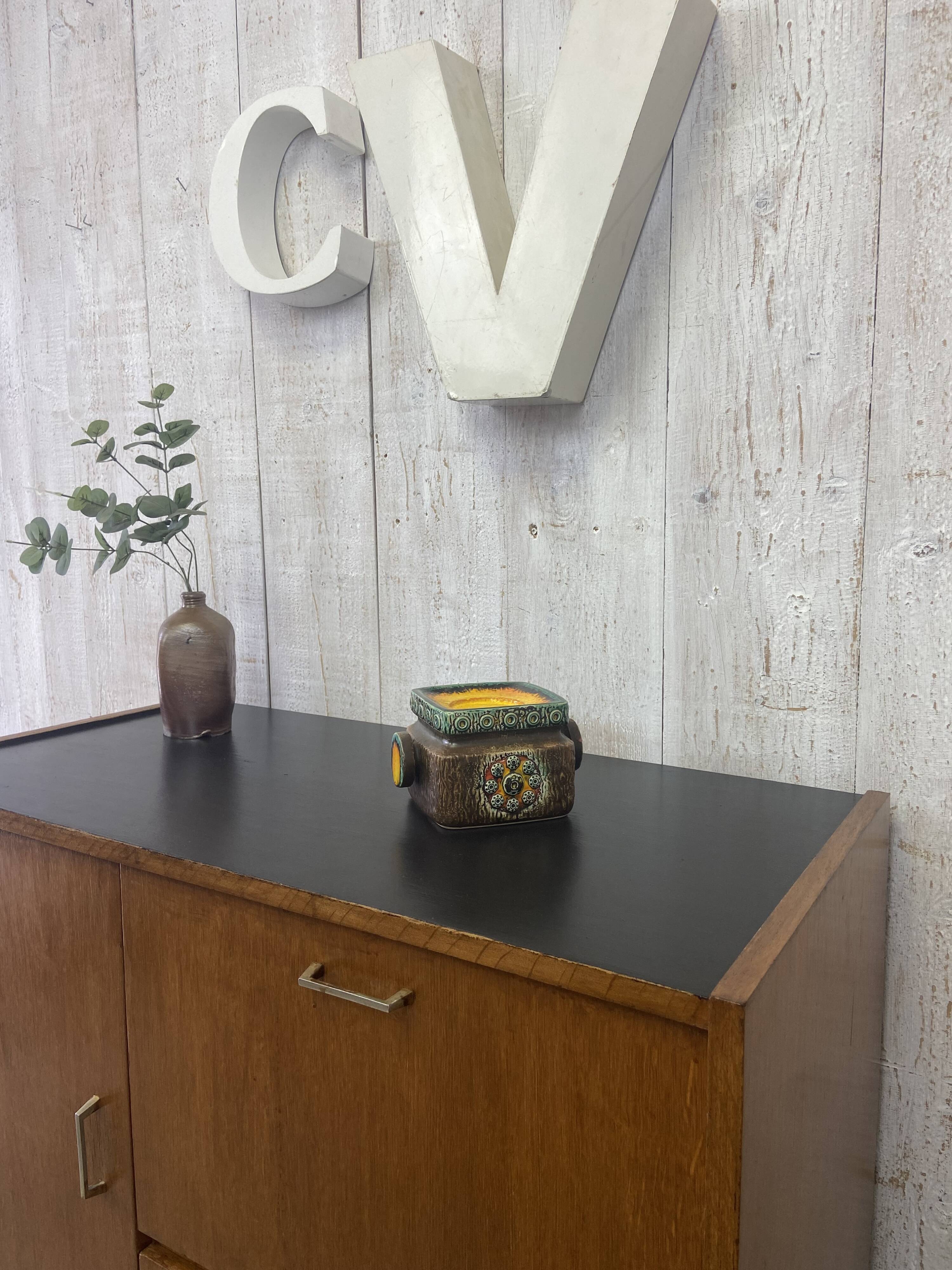 Vintage buffet