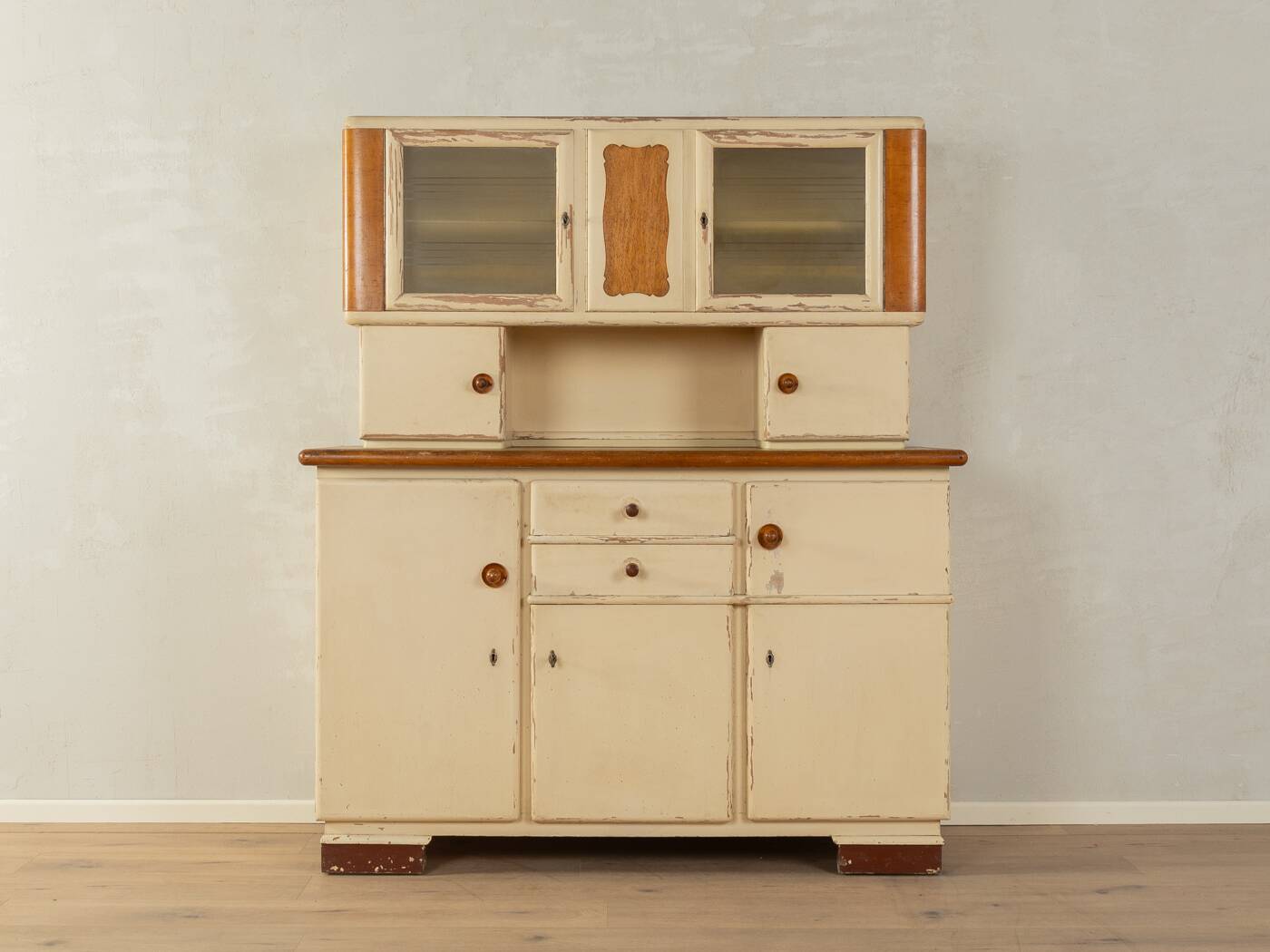 1930s kitchen cabinet