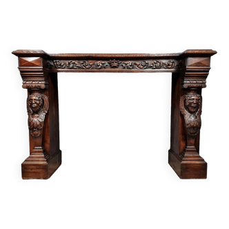 Renaissance fireplace in solid oak circa 1850