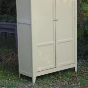 Parisian wardrobe in Clay Green wood – 2 moulded doors – H188 cm