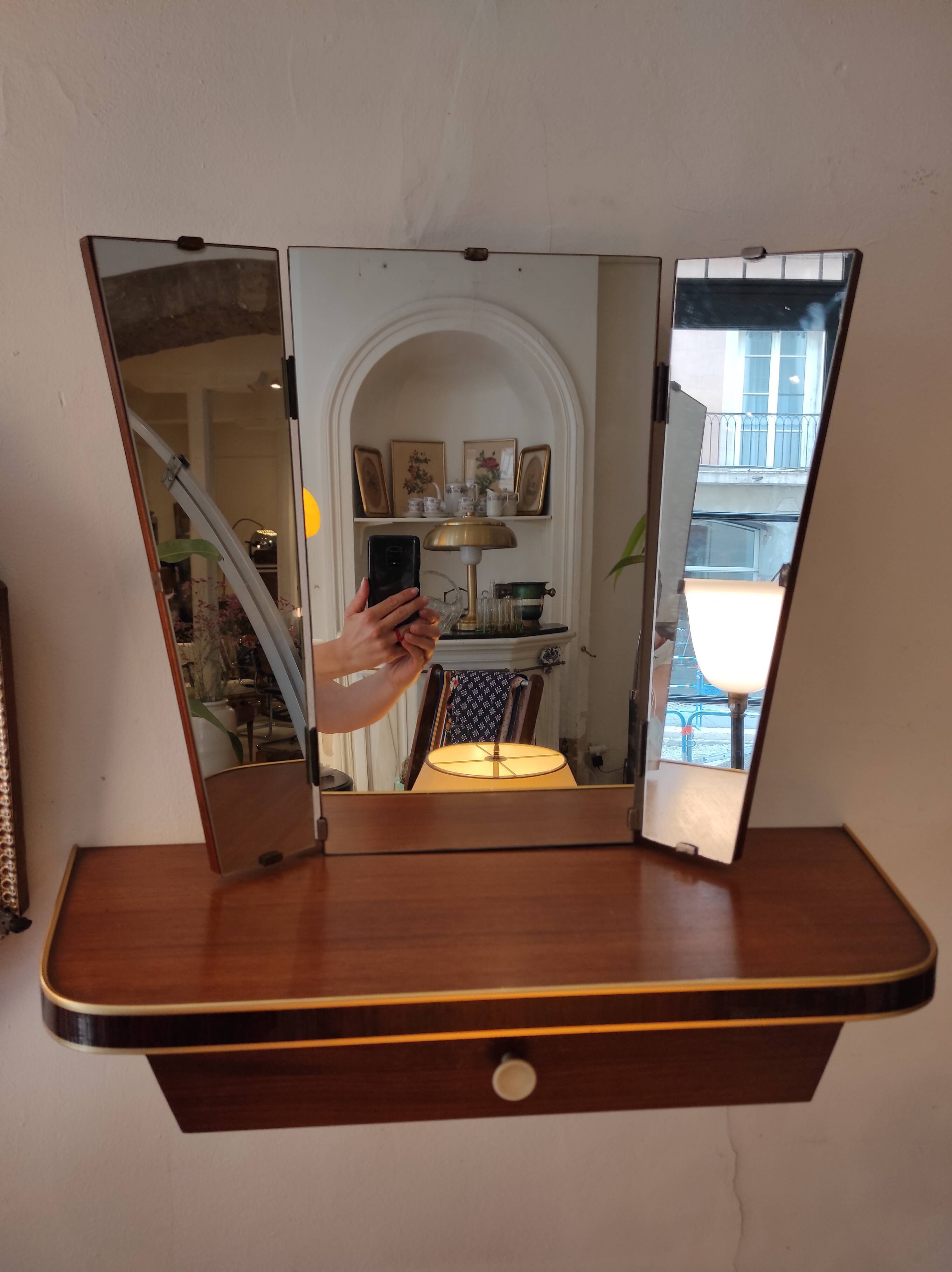 Wall dressing table